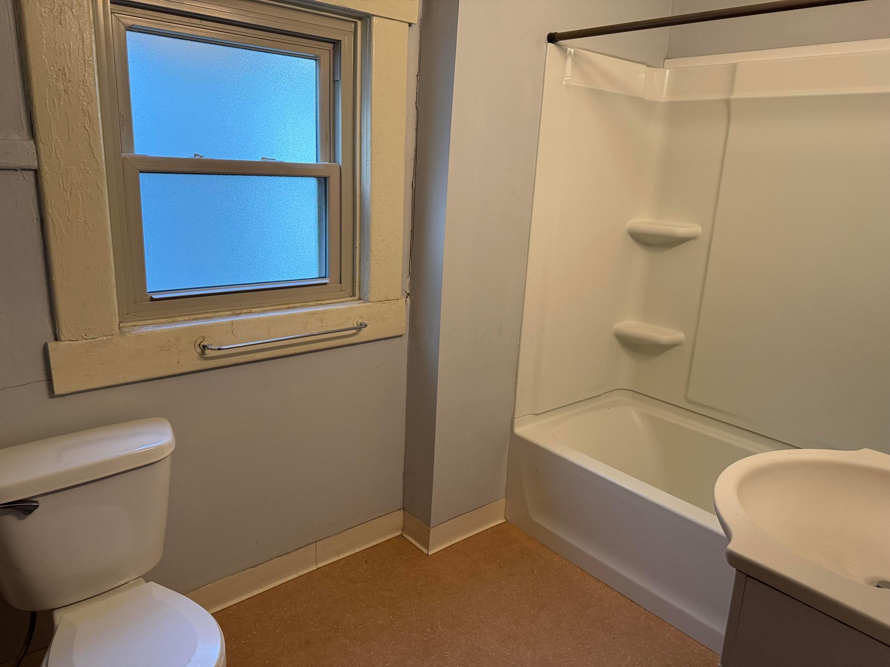32 E Maynard Avenue Property Photo 11