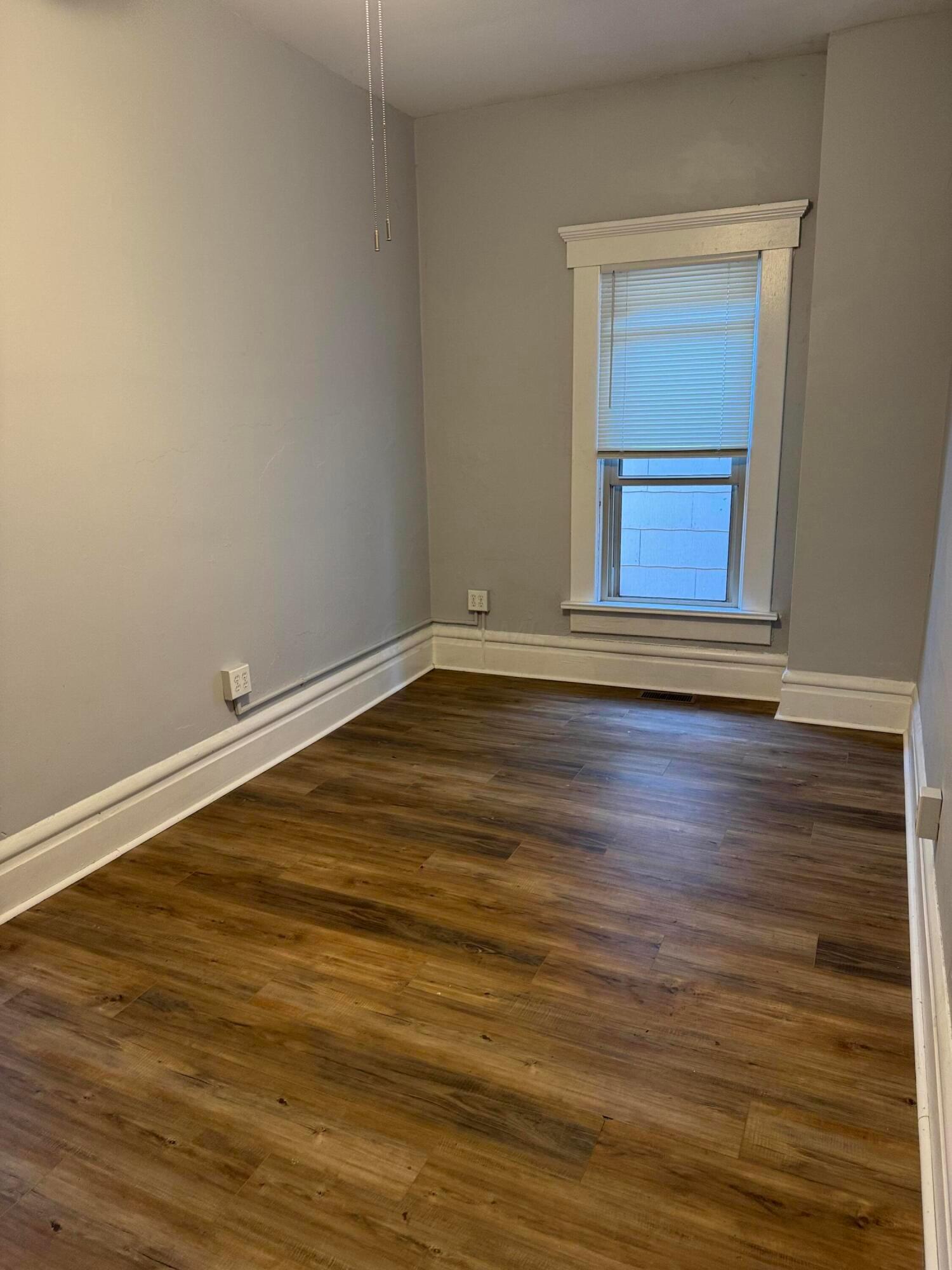 32 E Maynard Avenue Property Photo 14