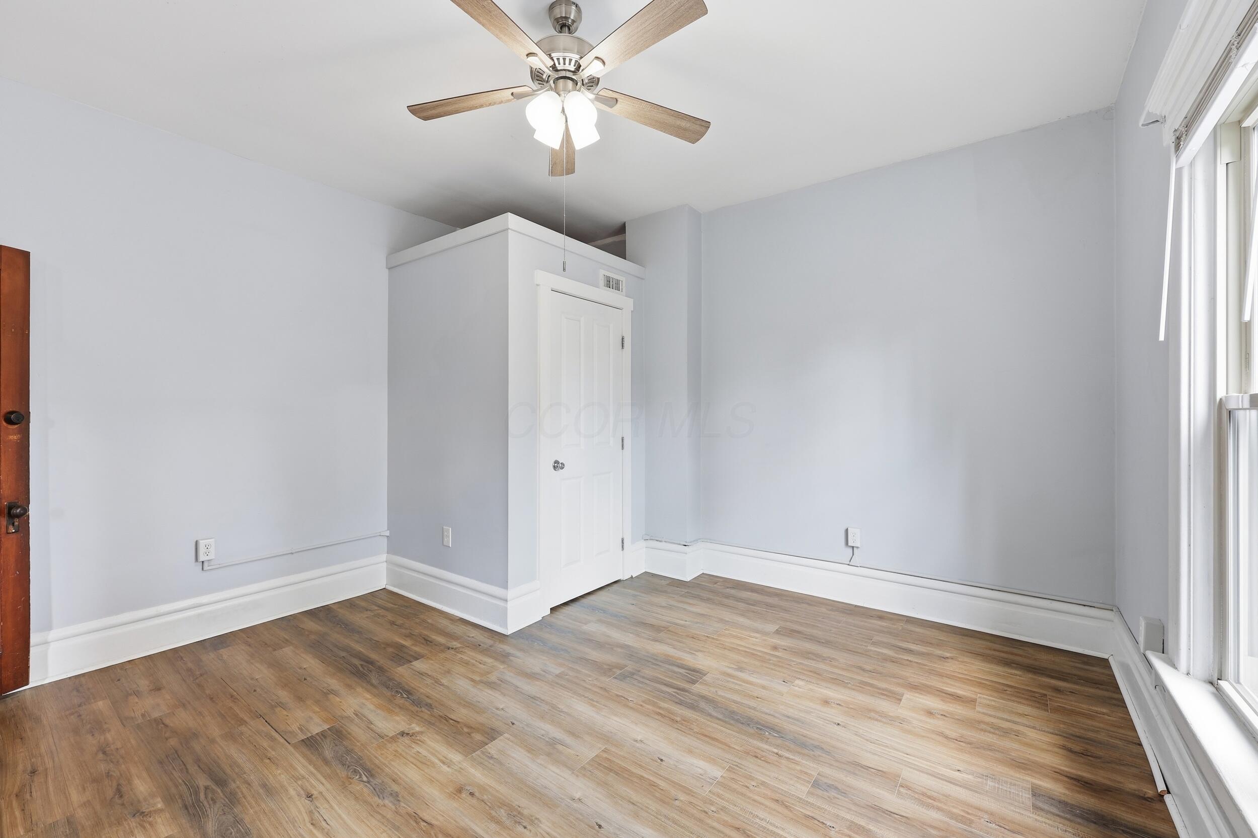 32 E Maynard Avenue Property Photo 14