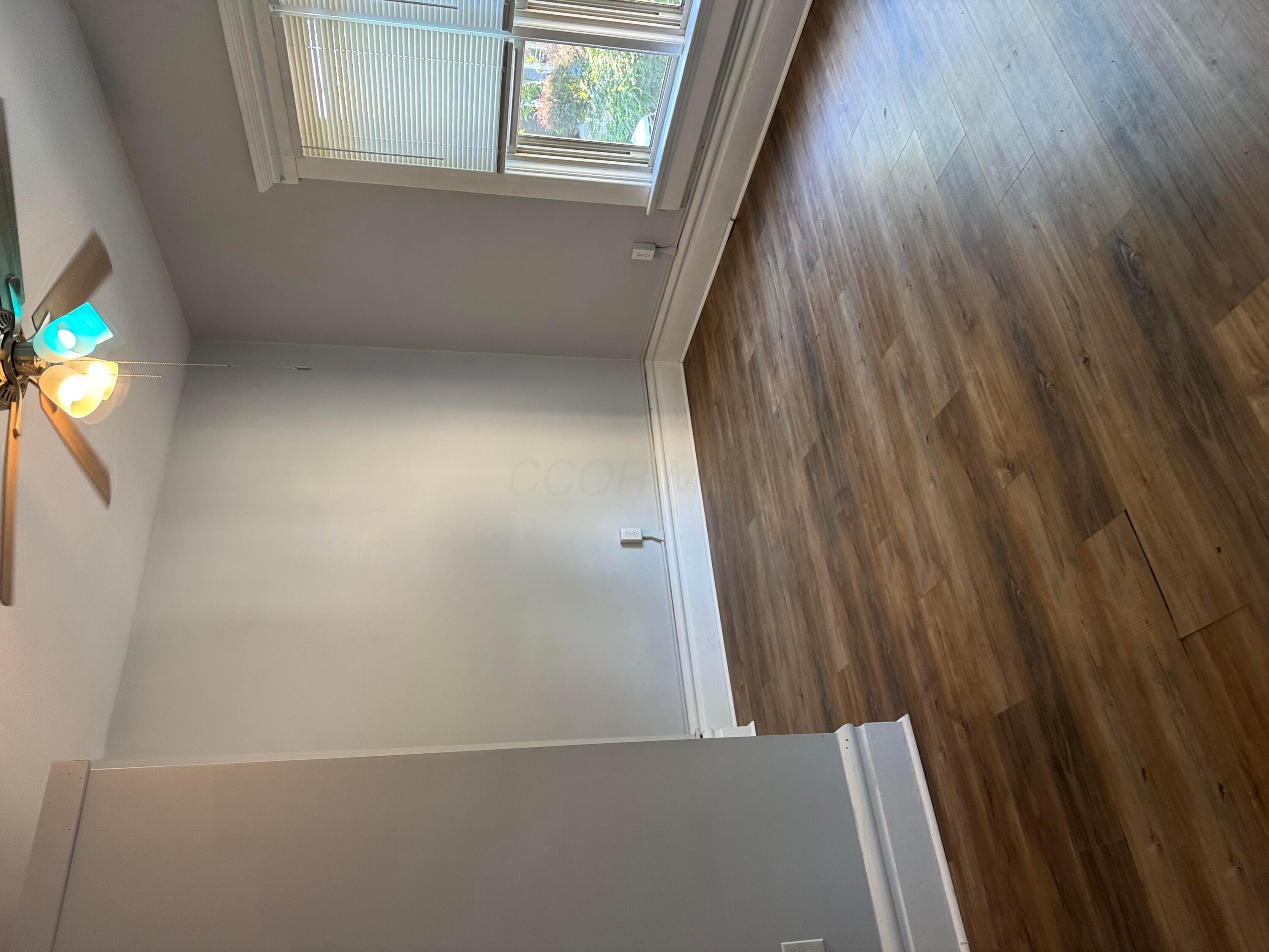 32 E Maynard Avenue Property Photo 18