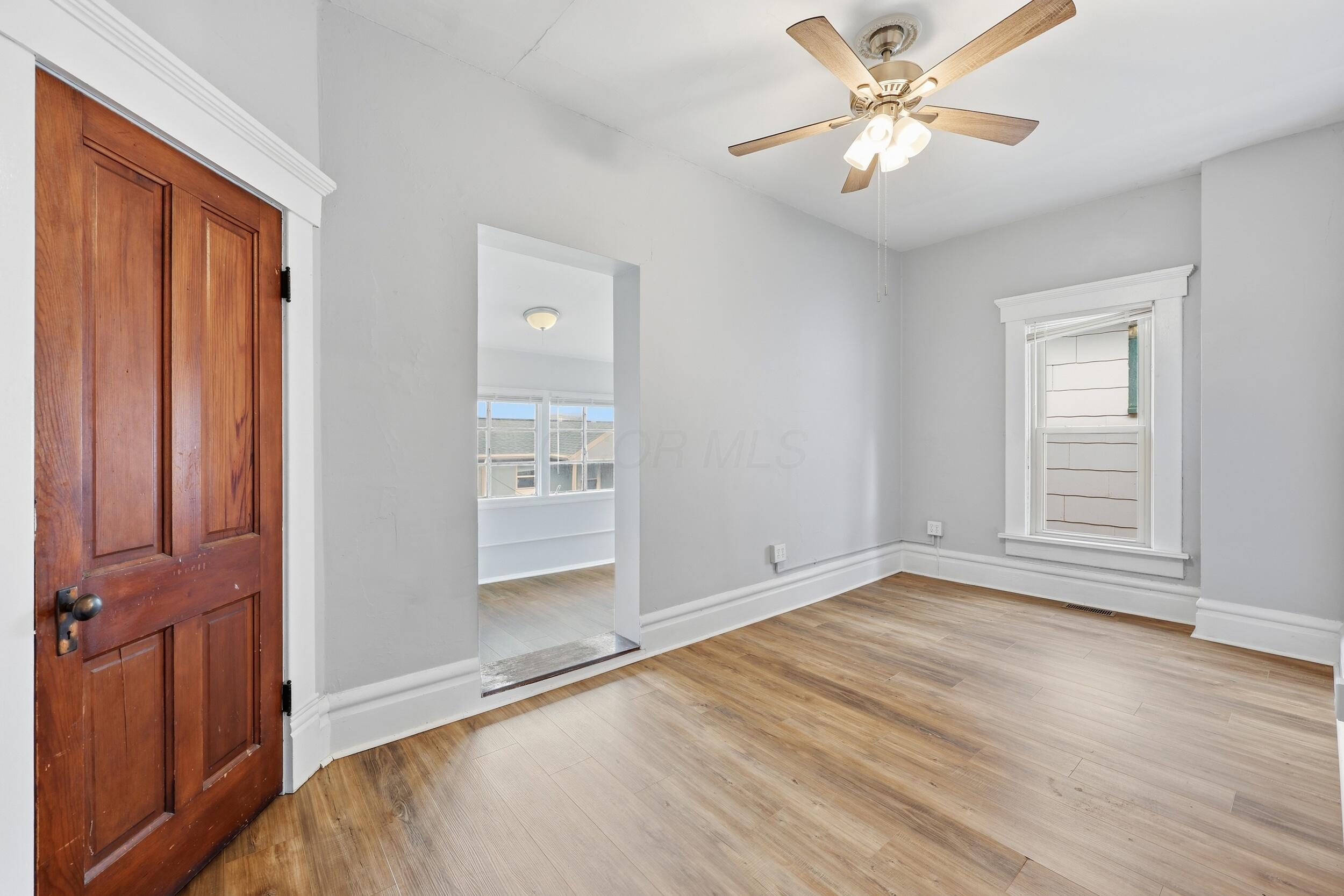 32 E Maynard Avenue Property Photo 18