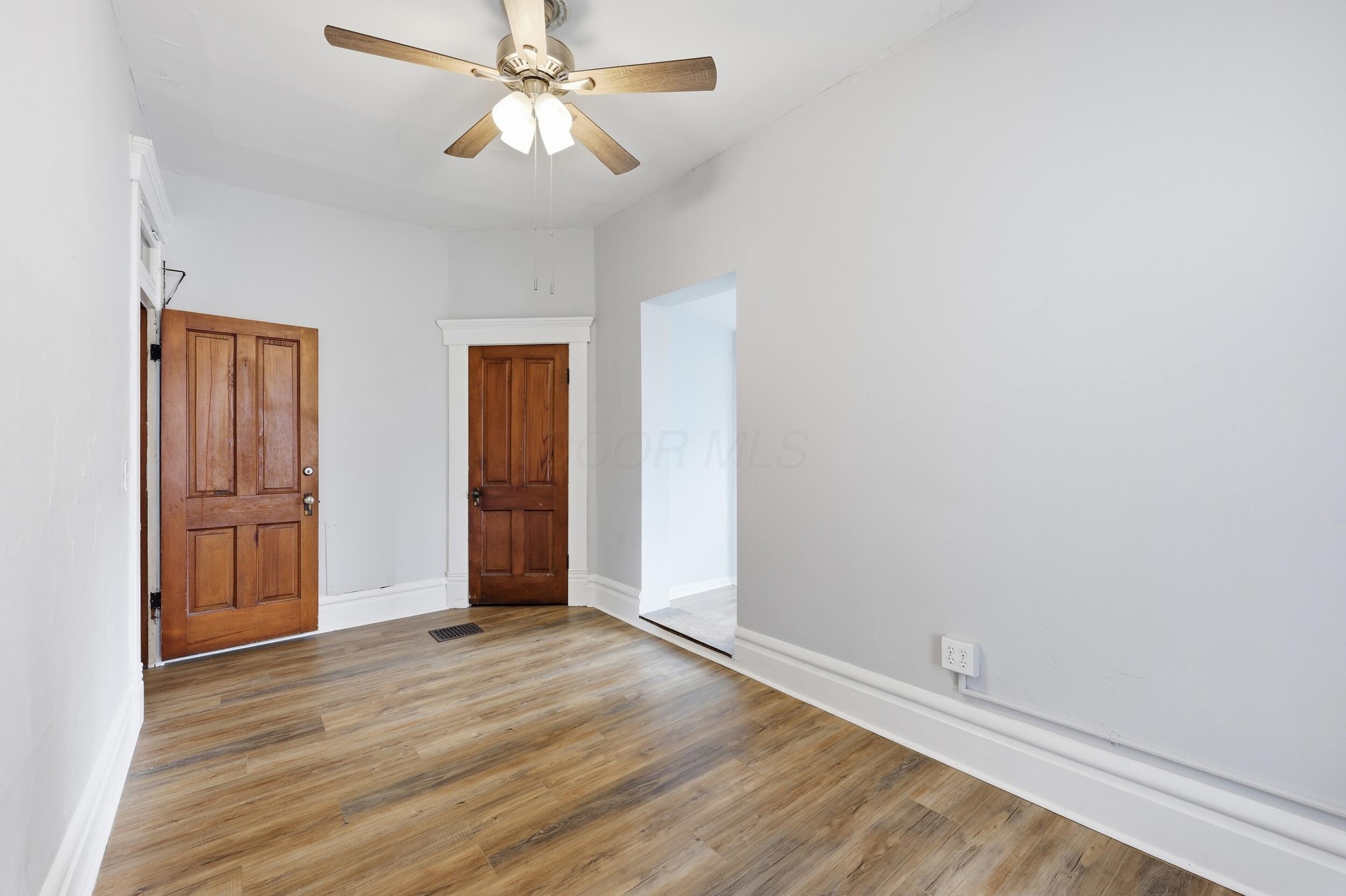 32 E Maynard Avenue Property Photo 19
