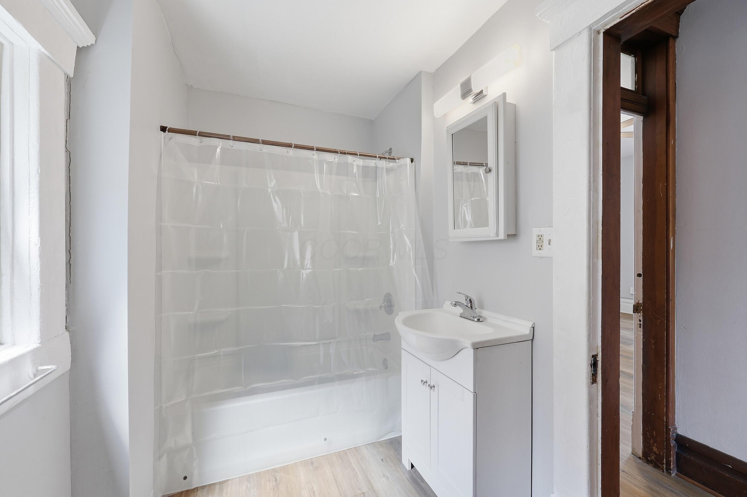 32 E Maynard Avenue Property Photo 22