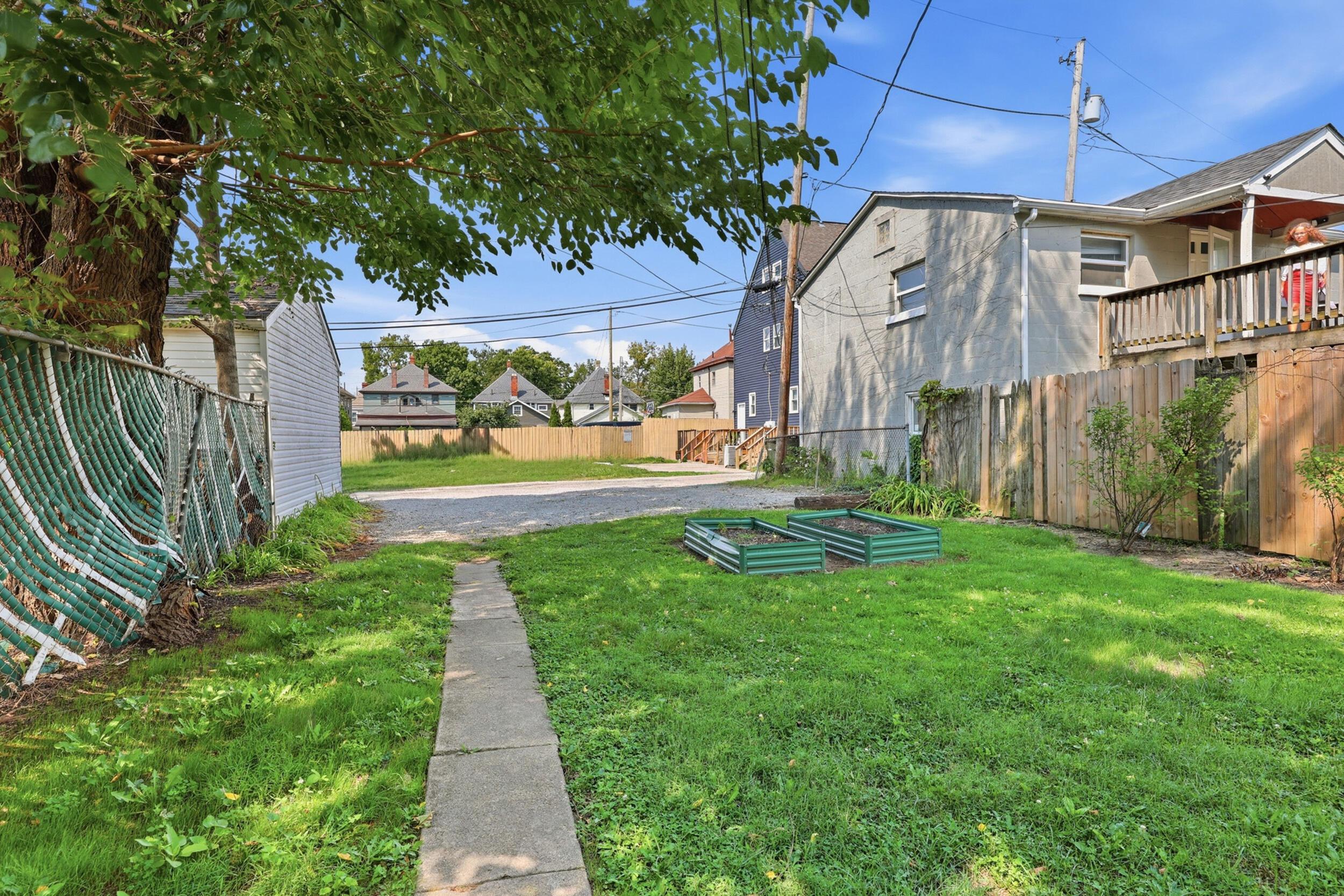 32 E Maynard Avenue Property Photo 23