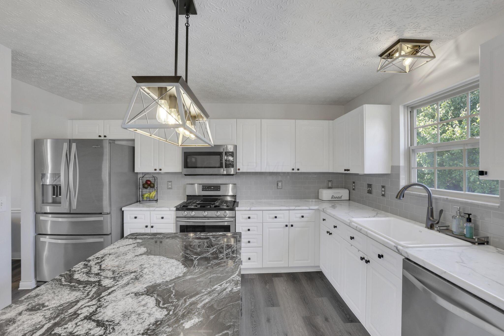 572 Fields Meadow Drive Property Photo 20
