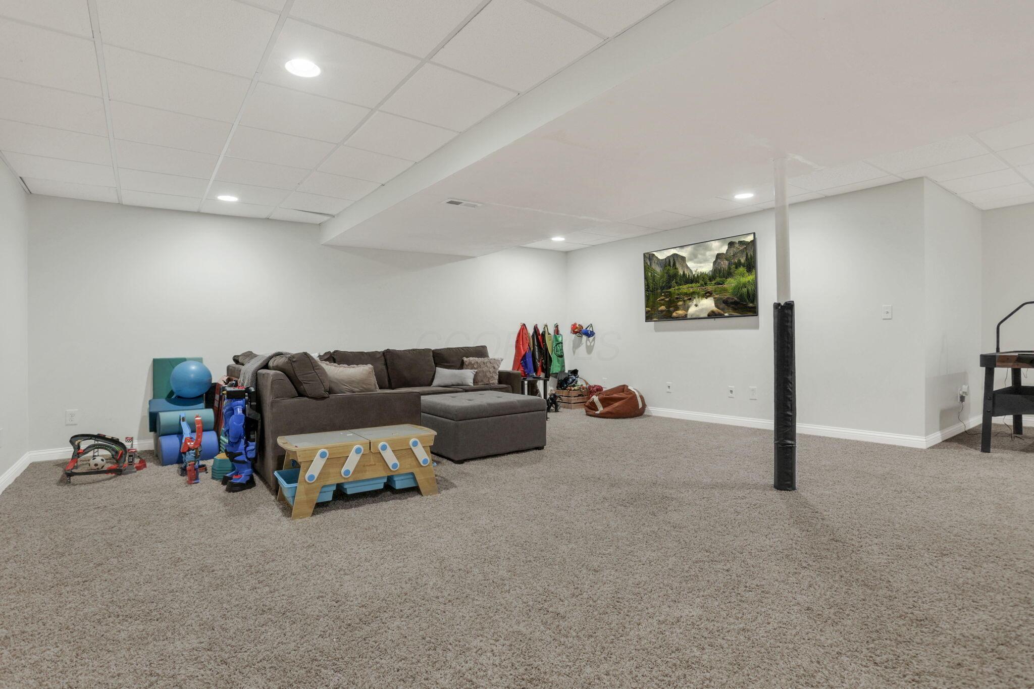 572 Fields Meadow Drive Property Photo 41