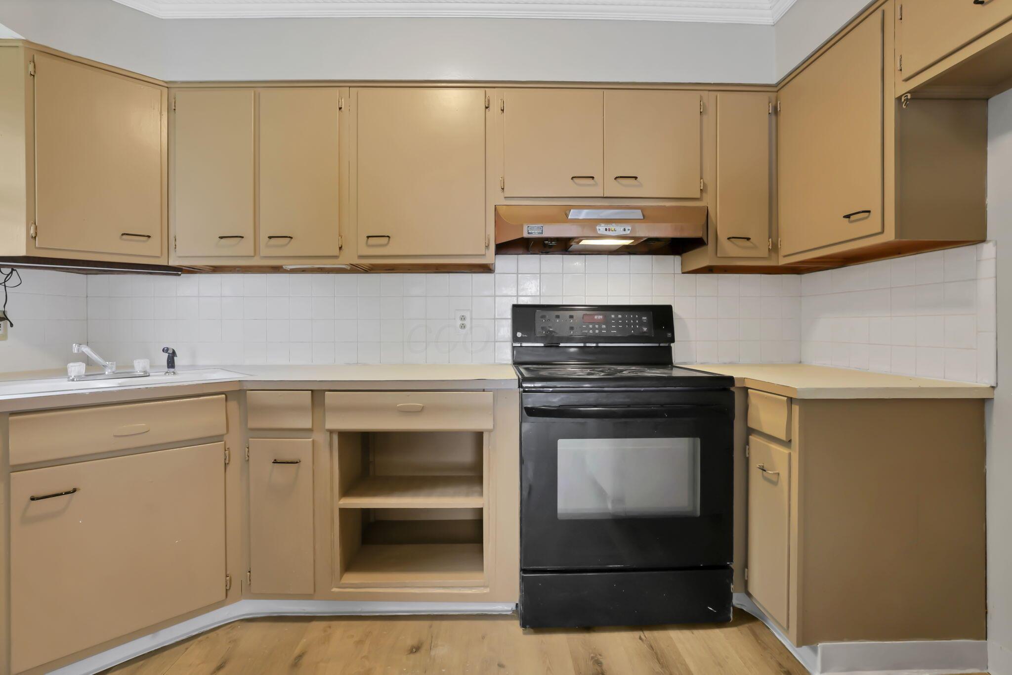 1370 Fowler Drive Property Photo 19