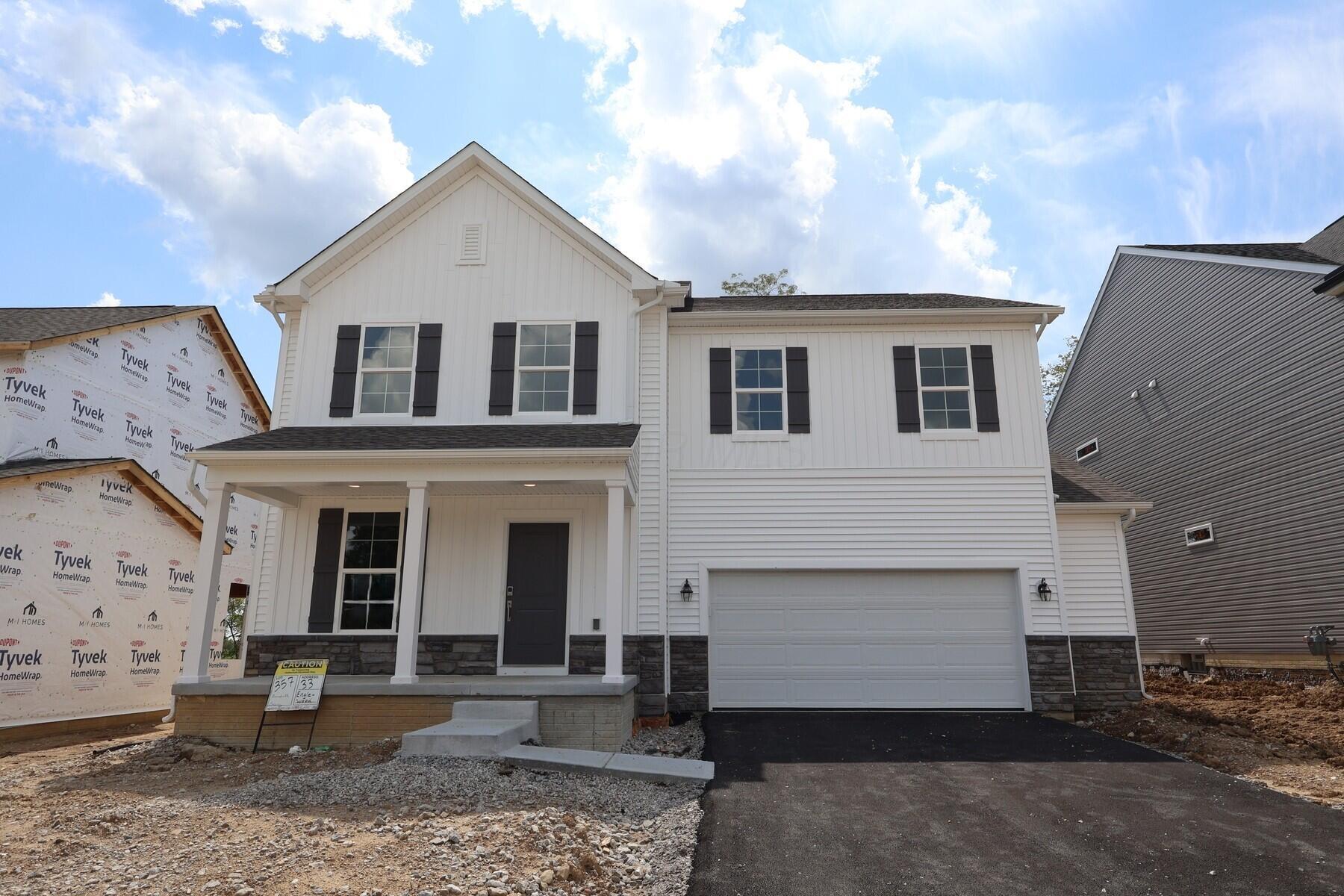 33 Englewood Road Property Photo 1