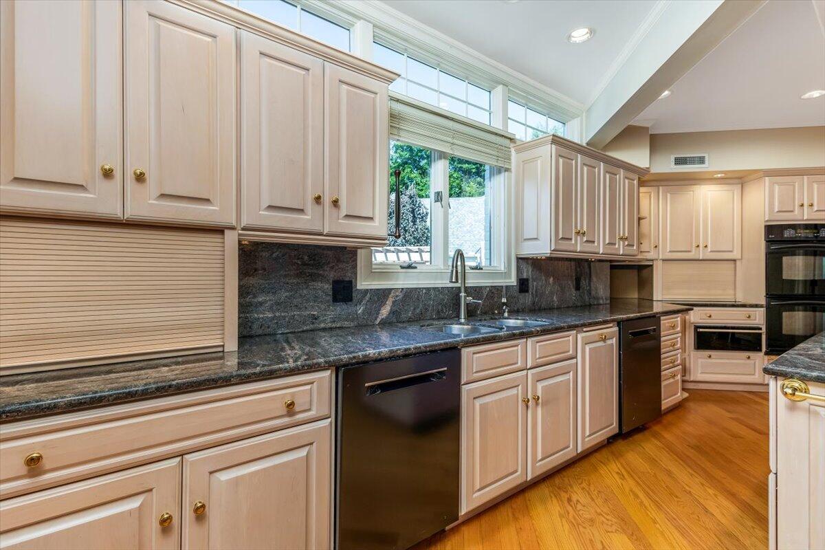 2777 Mccoy Road Property Photo 9