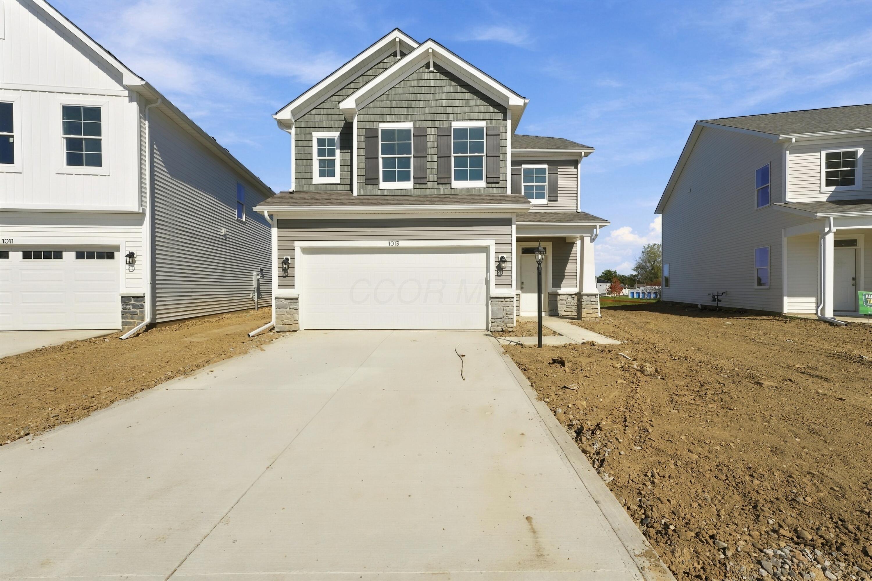 1013 Dawsons Drive Property Photo 1