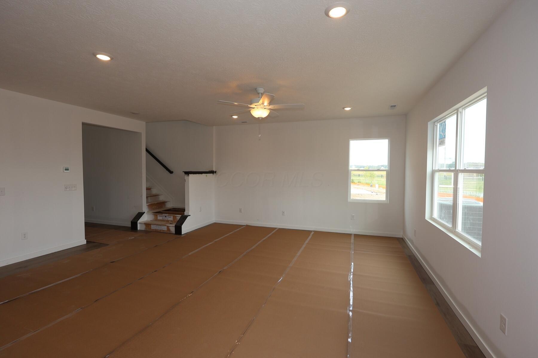 1015 Dawsons Drive Property Photo 3