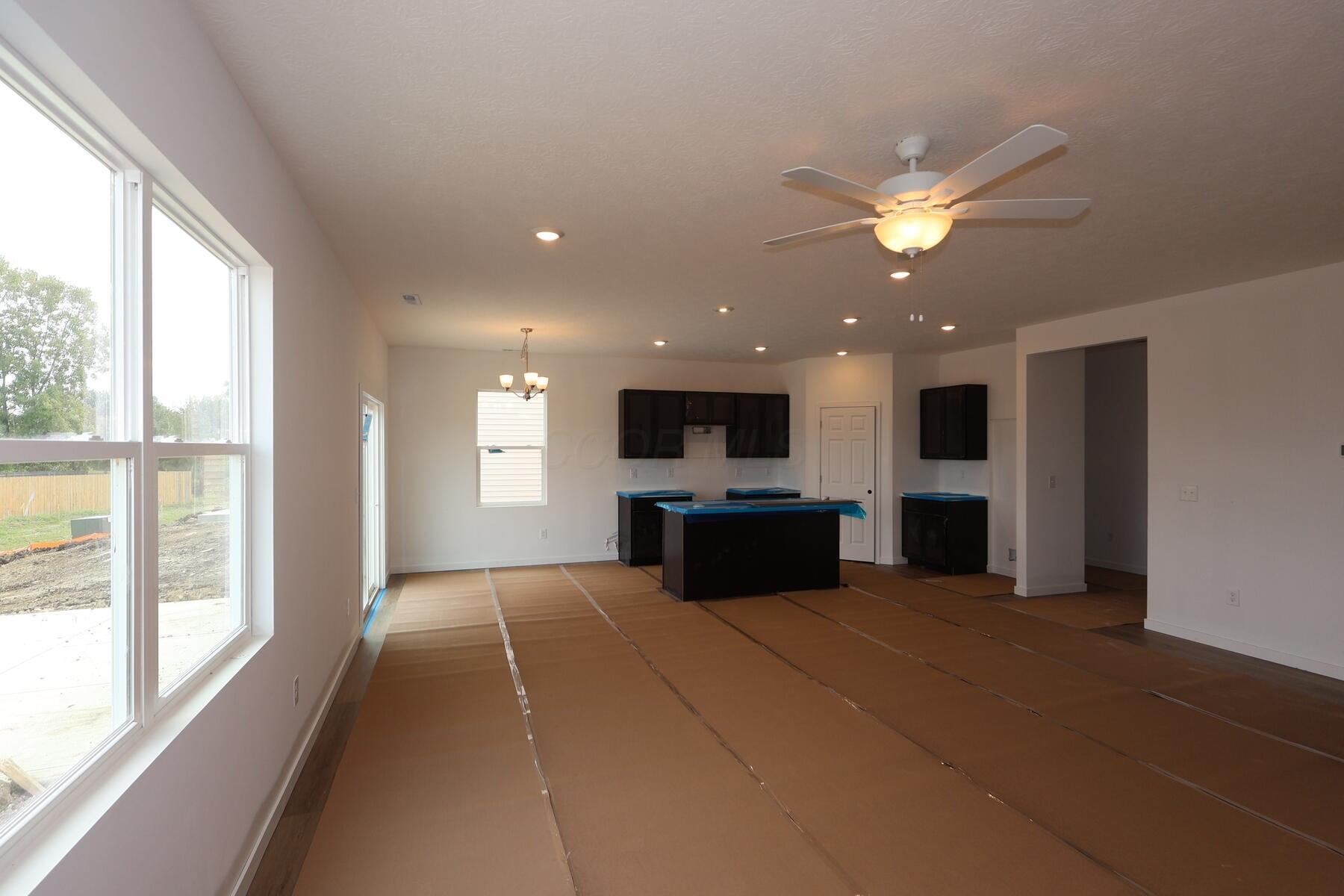 1015 Dawsons Drive Property Photo 4