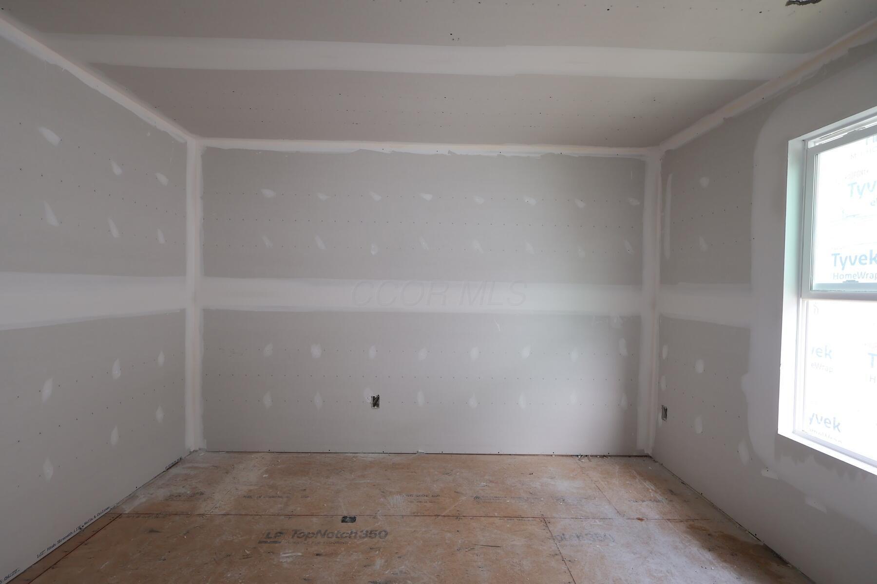 1015 Dawsons Drive Property Photo 10