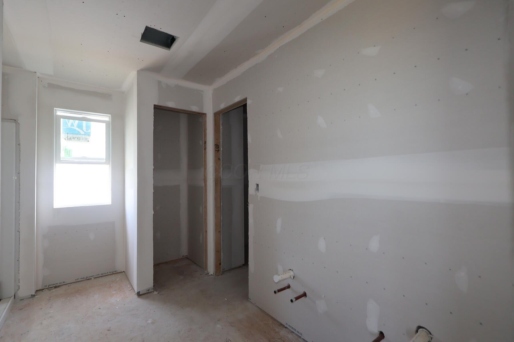 1015 Dawsons Drive Property Photo 11