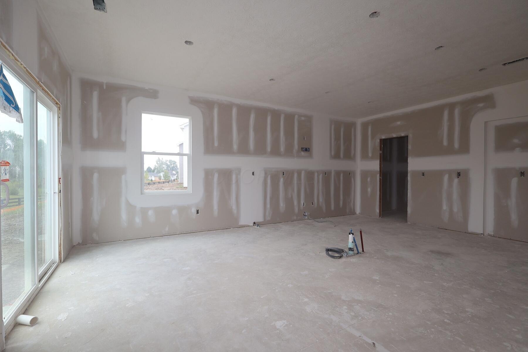 1017 Dawsons Drive Property Photo 6