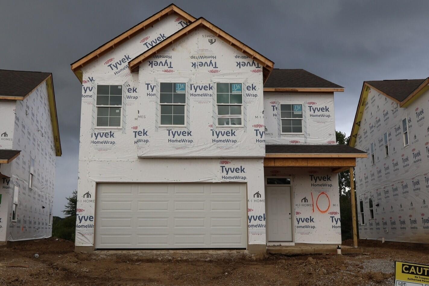 1019 Dawsons Drive Property Photo 1