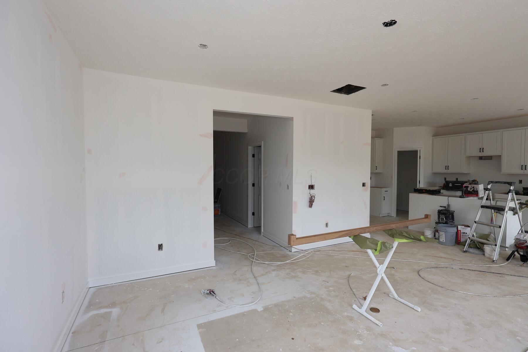 1019 Dawsons Drive Property Photo 2