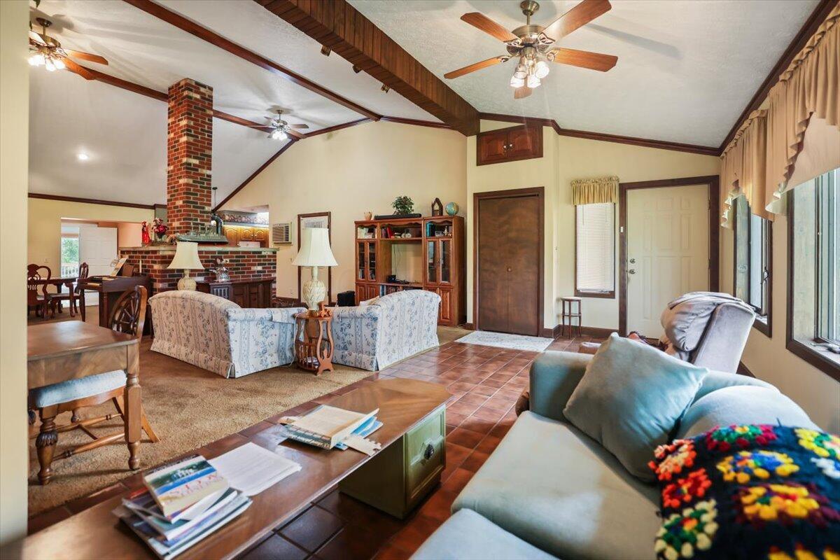 12960 Appleton Road Property Photo 10