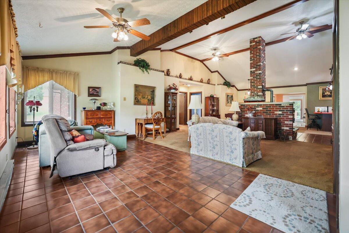 12960 Appleton Road Property Photo 11