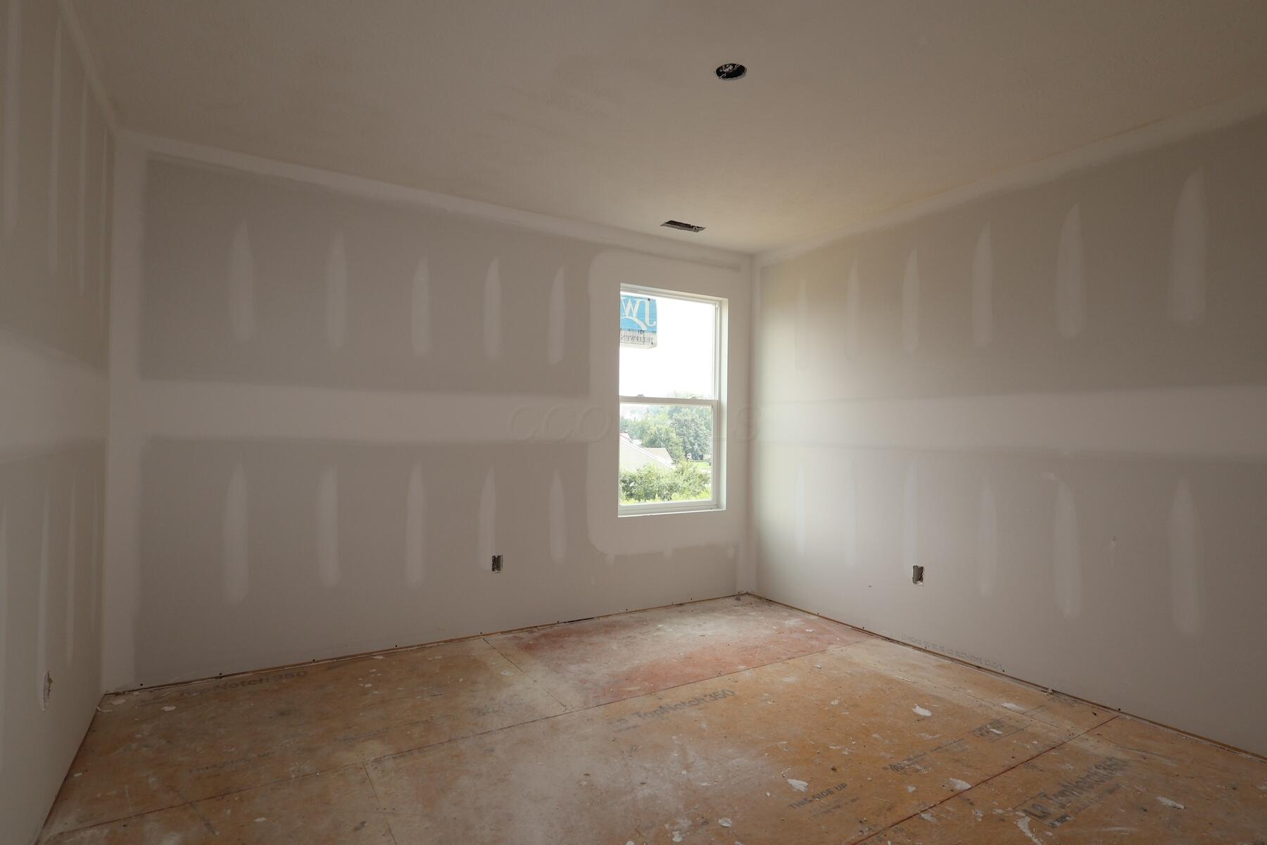 1021 Dawsons Drive Property Photo 11