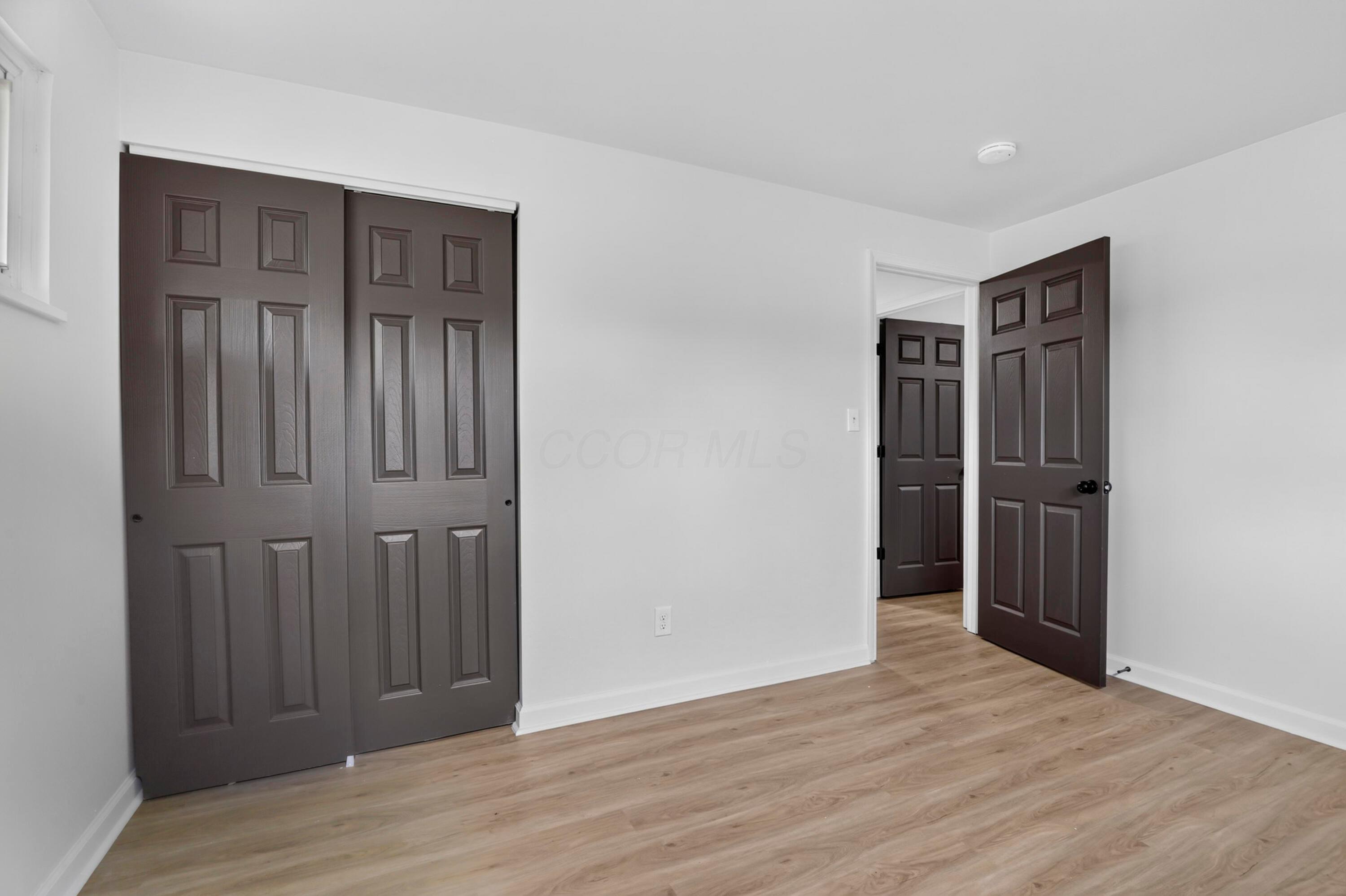 930 W Stephen Drive W Property Photo 43