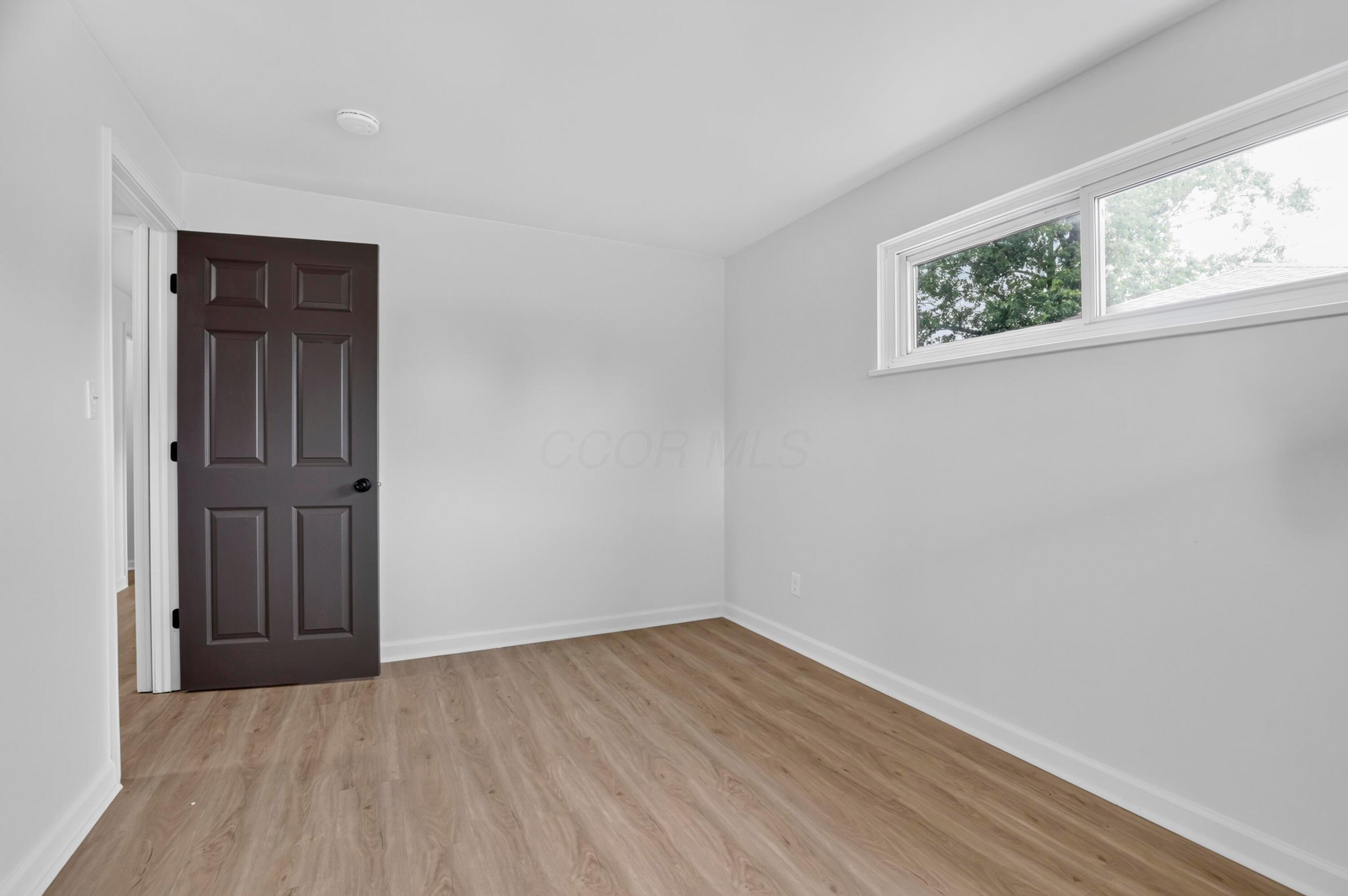 930 W Stephen Drive W Property Photo 46