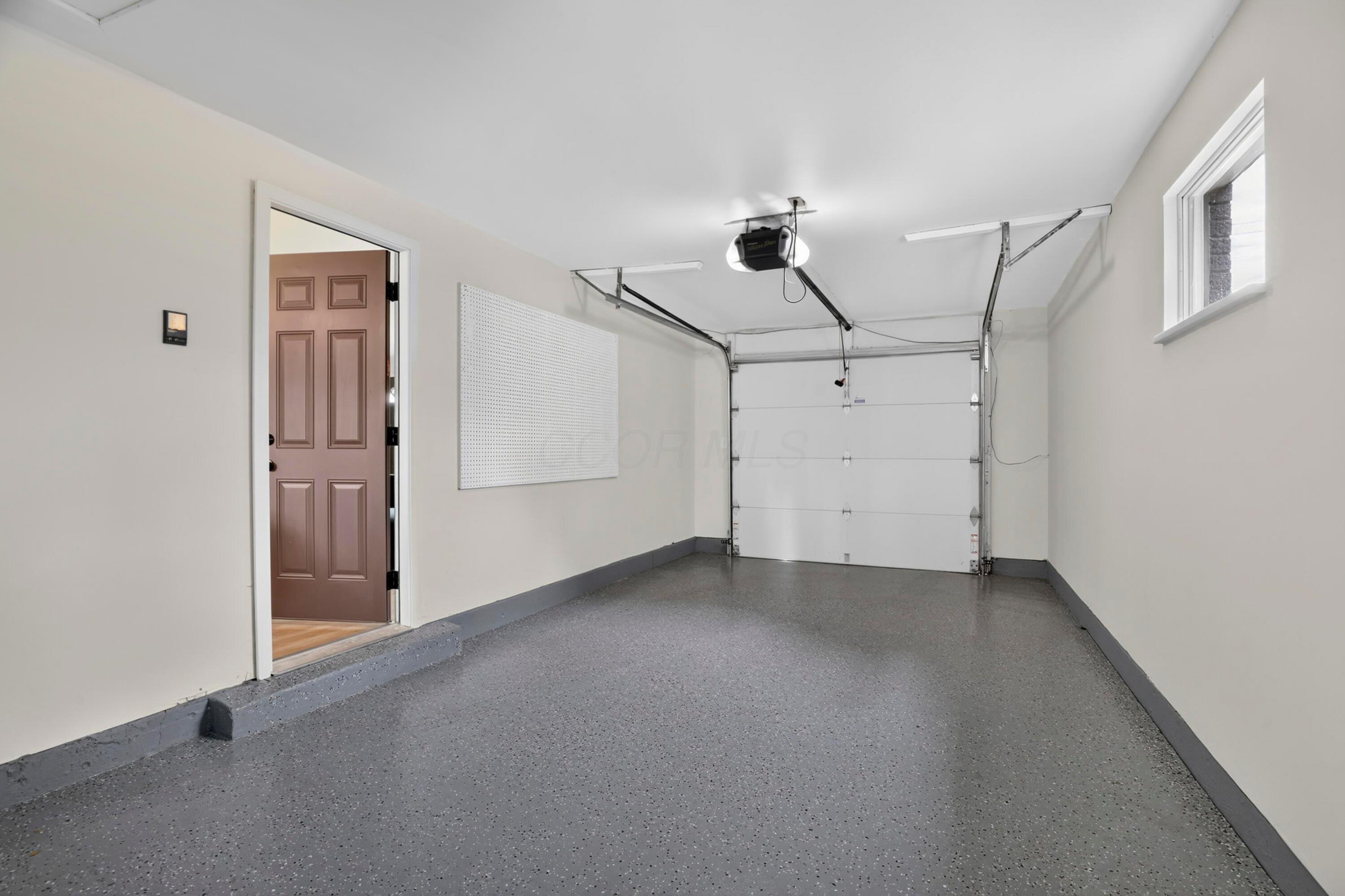 930 W Stephen Drive W Property Photo 48