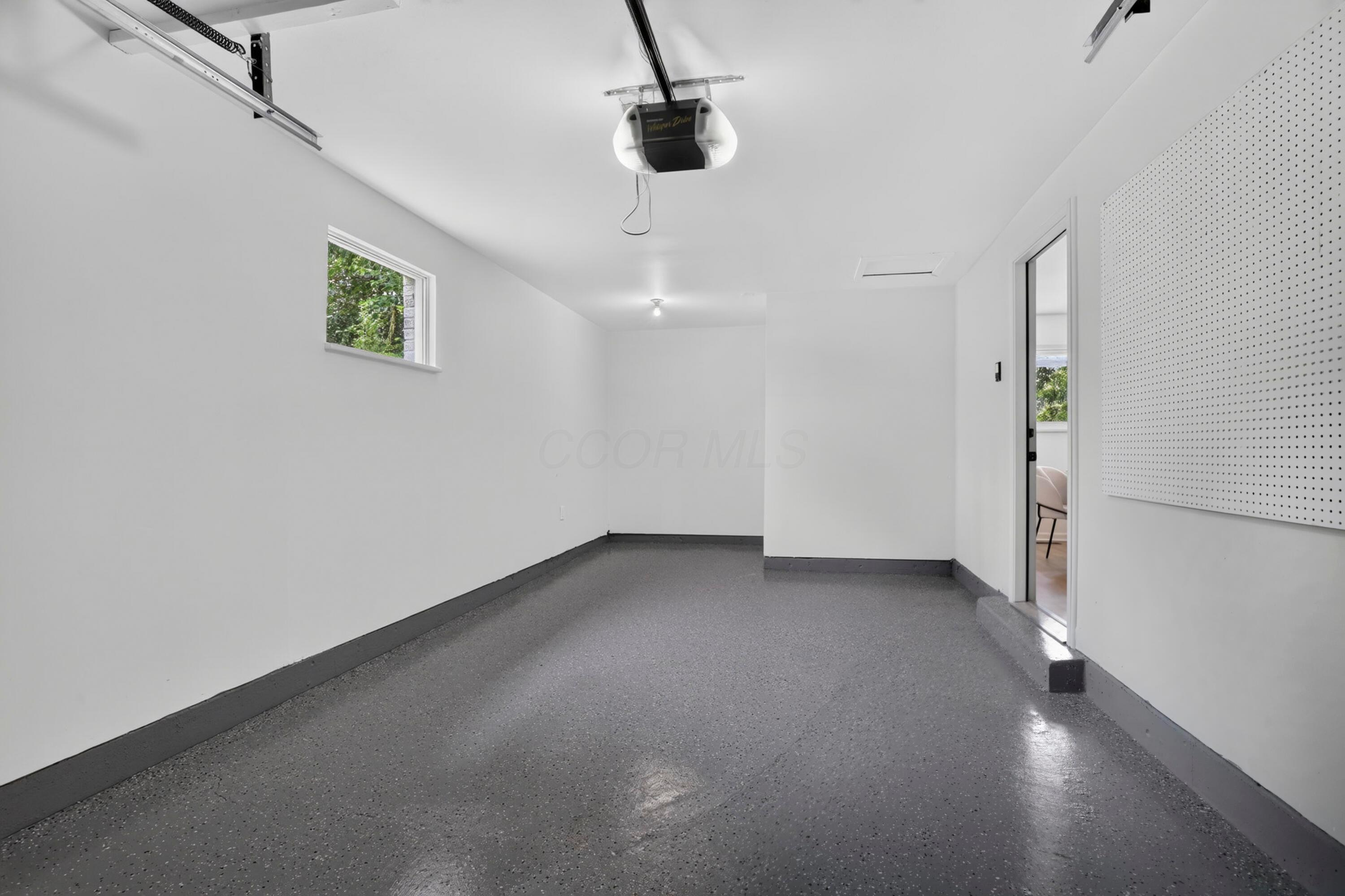 930 W Stephen Drive W Property Photo 49