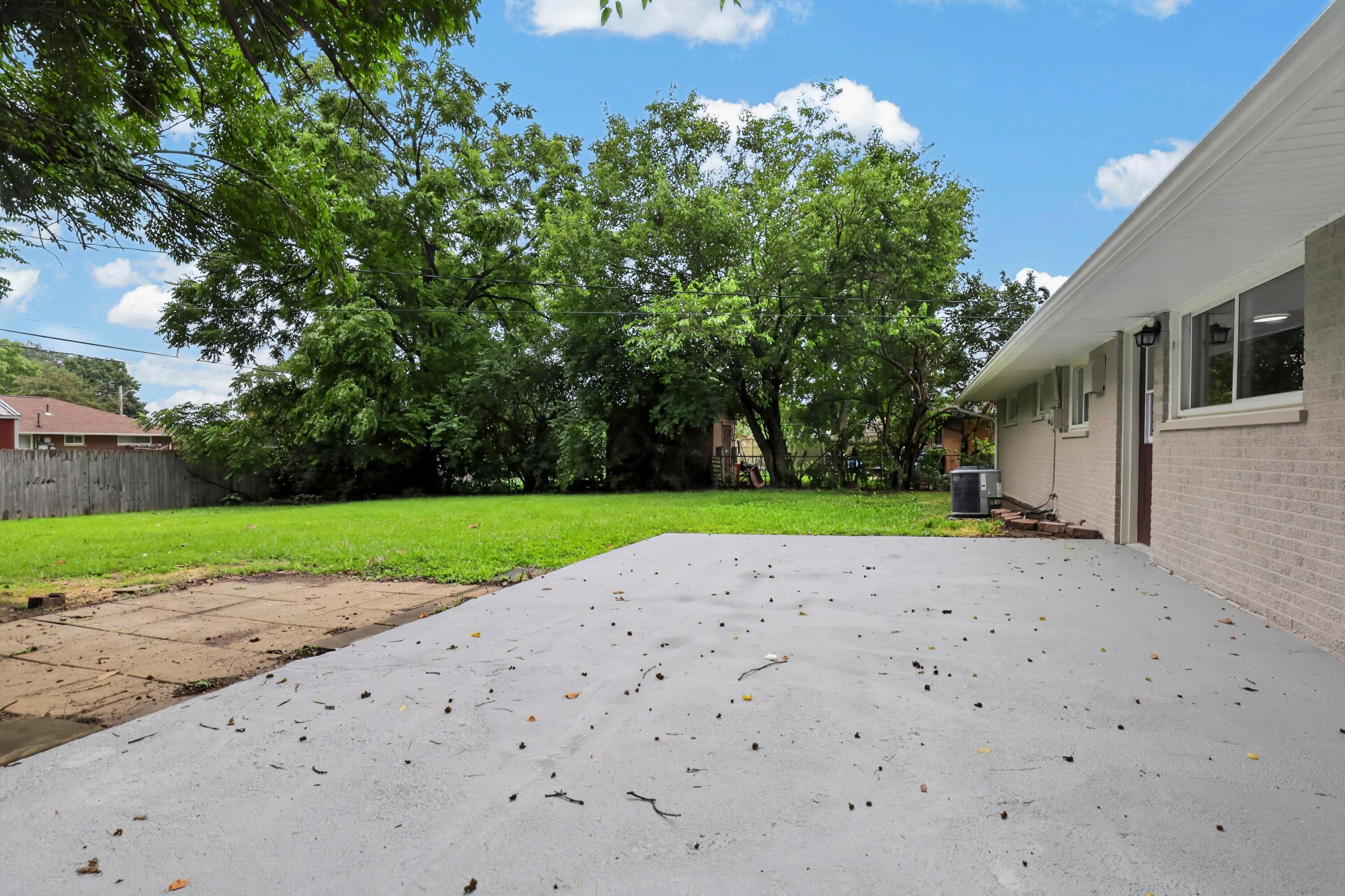 930 W Stephen Drive W Property Photo 55