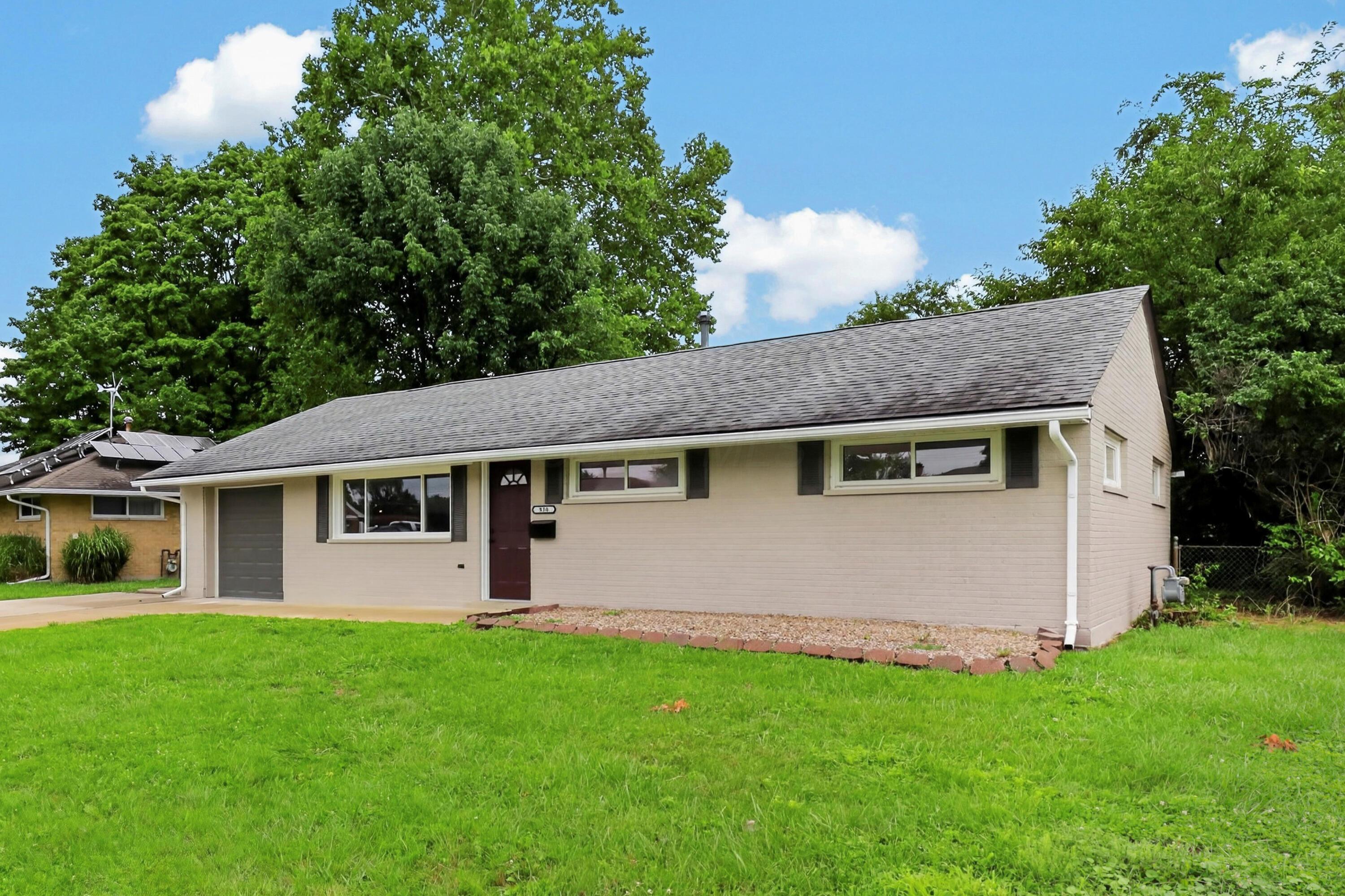 930 W Stephen Drive W Property Photo 56