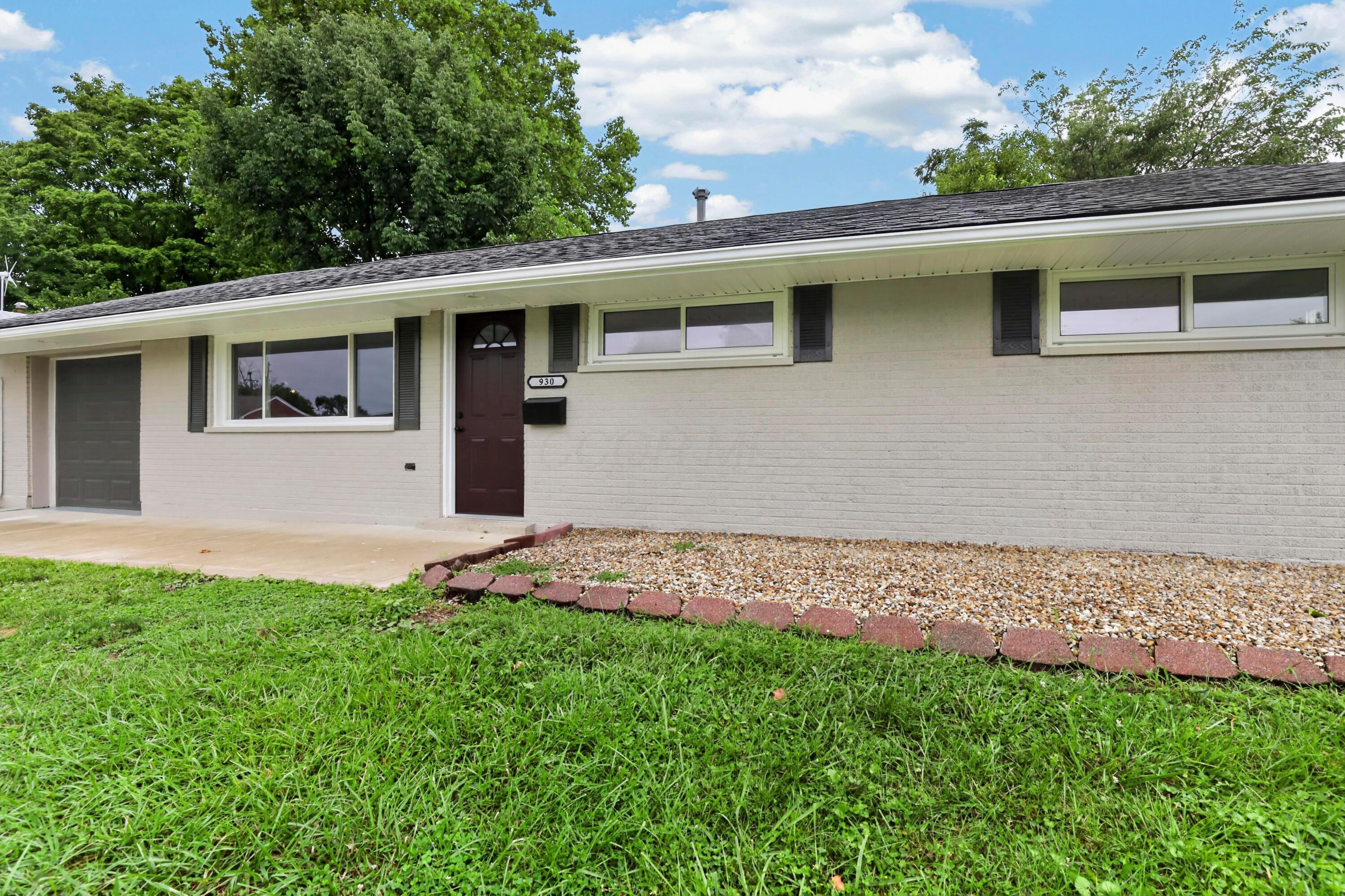930 W Stephen Drive W Property Photo 59