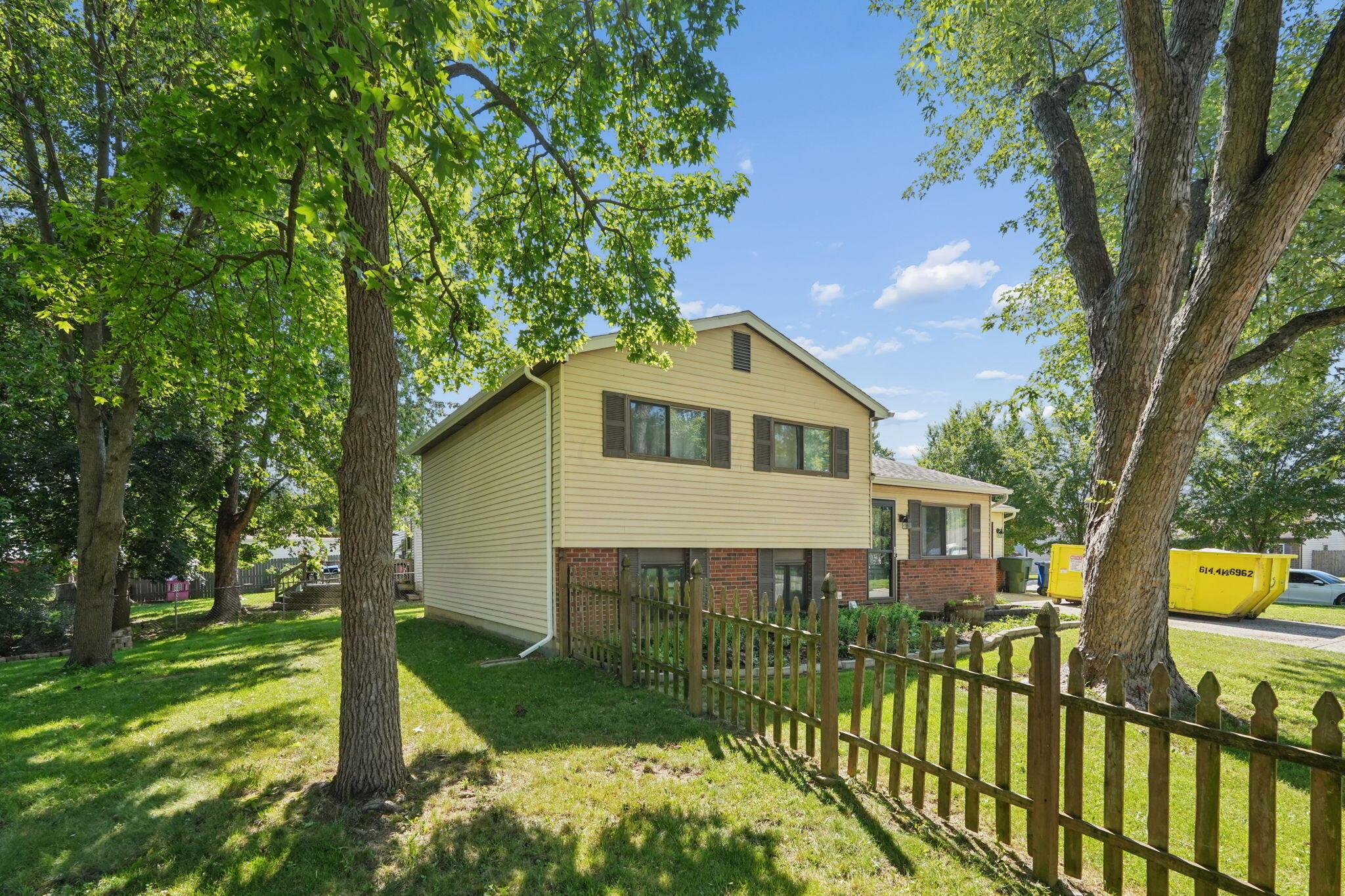 1740 Ringfield Drive Property Photo 4