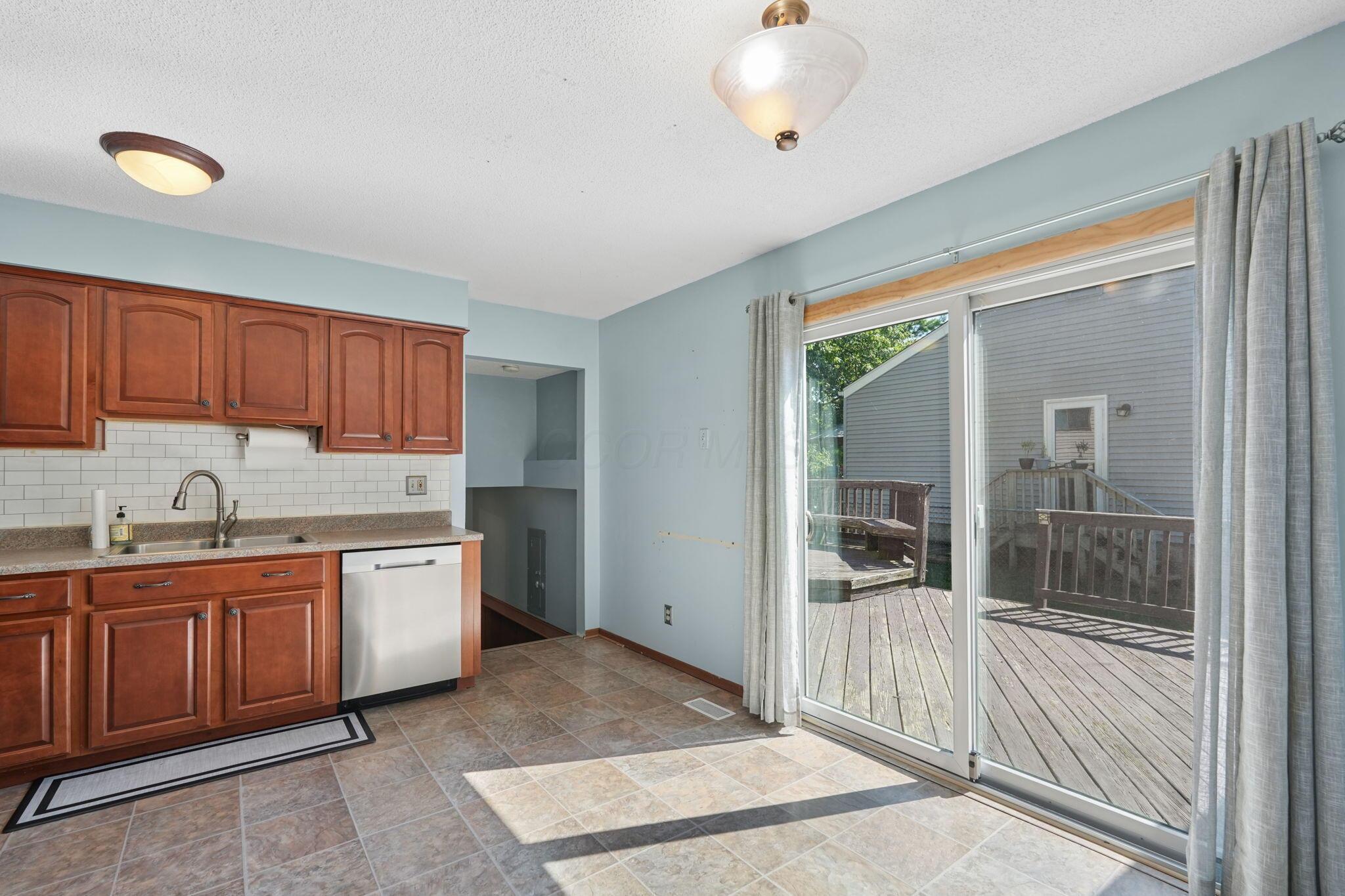 1740 Ringfield Drive Property Photo 10