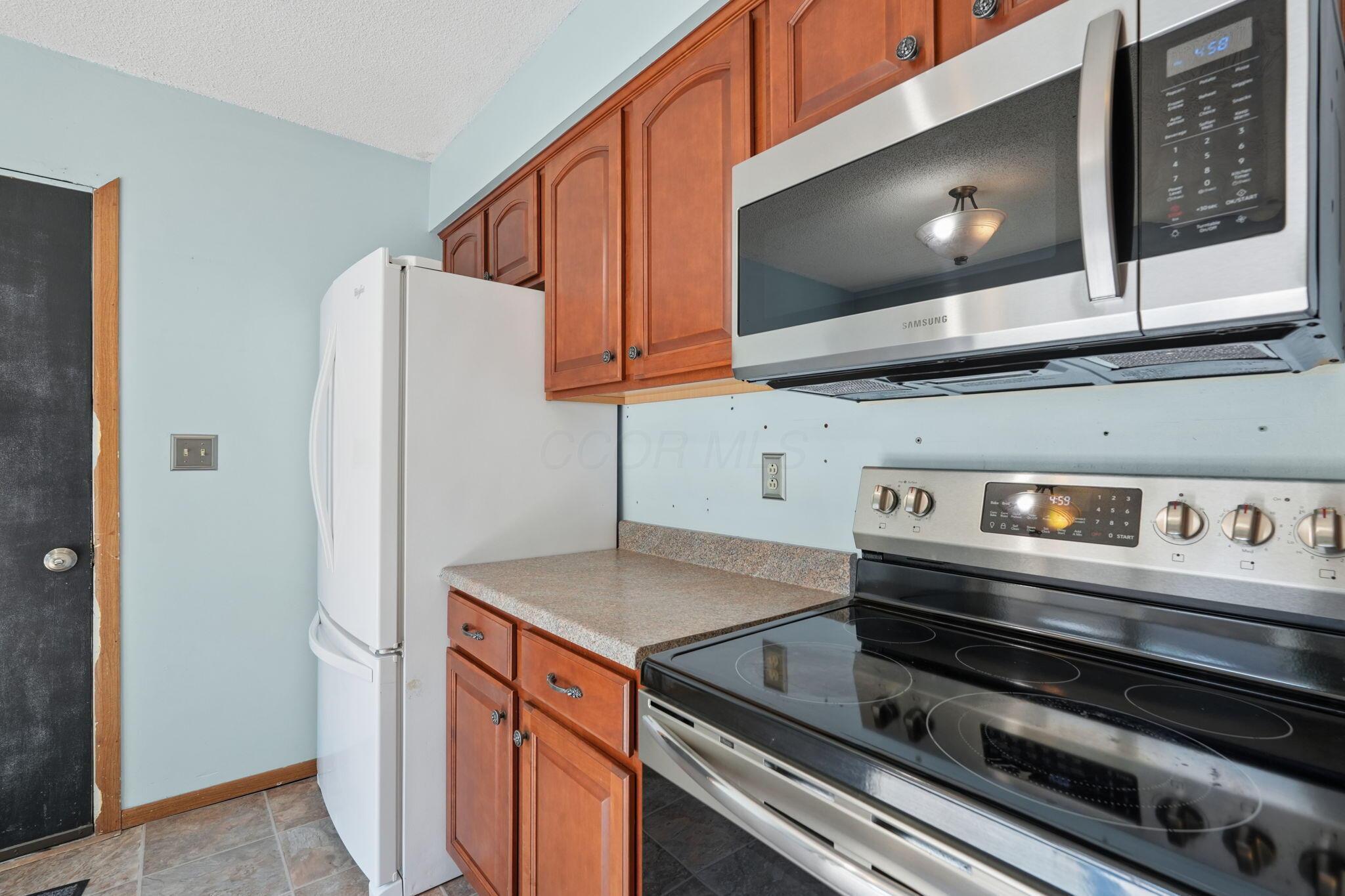 1740 Ringfield Drive Property Photo 12
