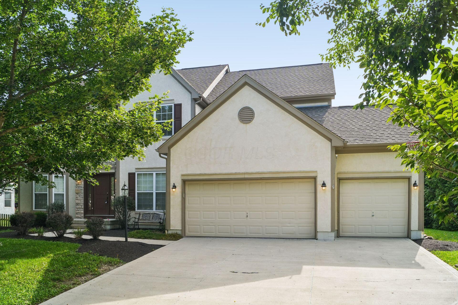 3234 Walkerview Drive Property Photo 4