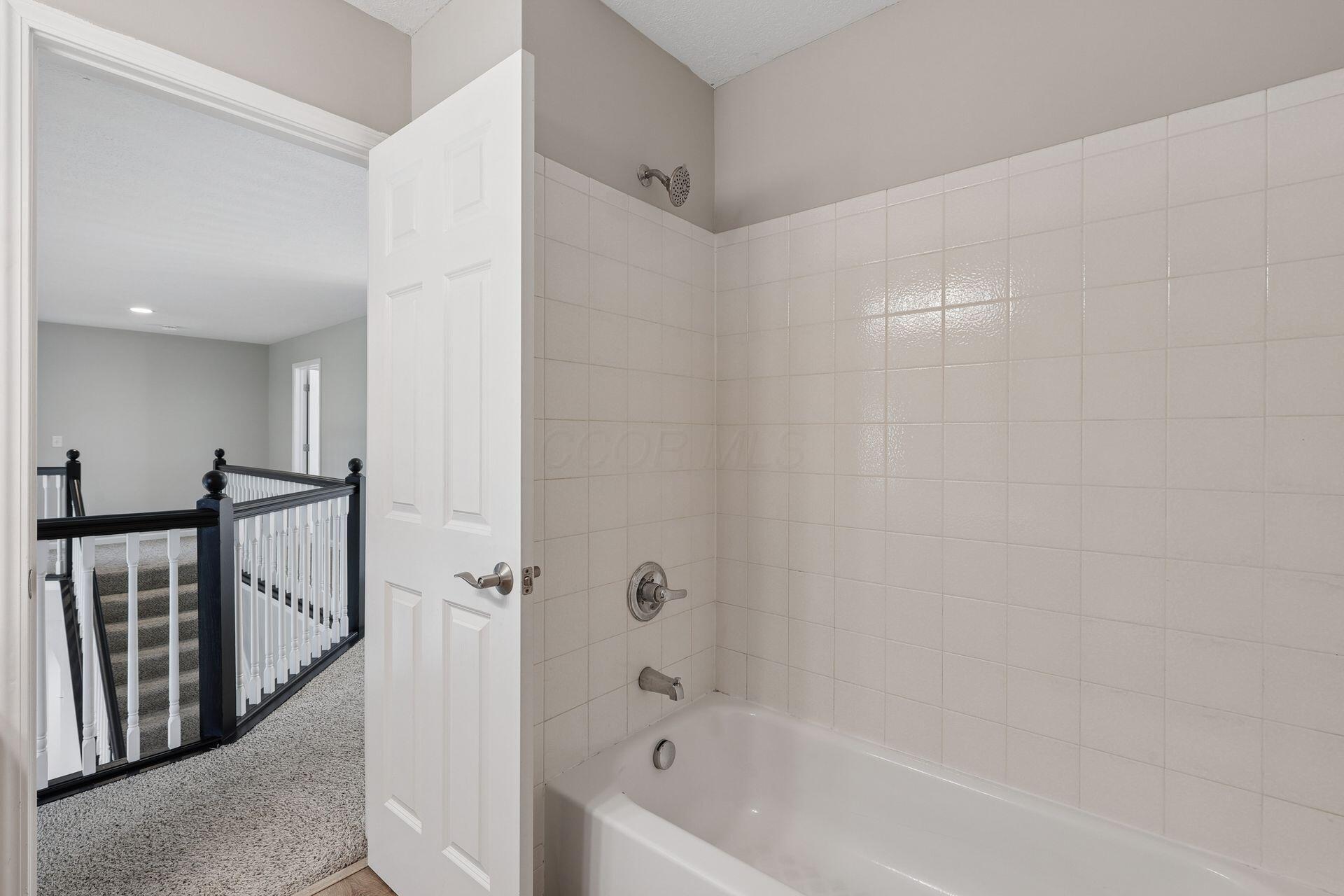 3234 Walkerview Drive Property Photo 30