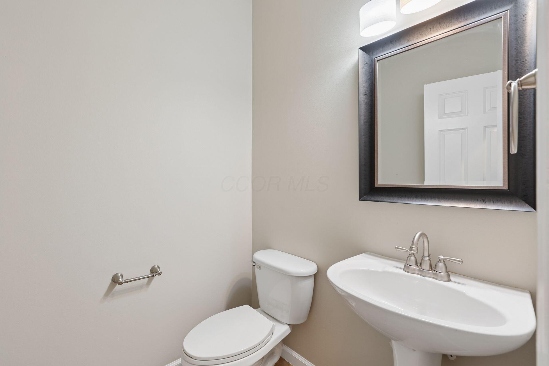 3234 Walkerview Drive Property Photo 31