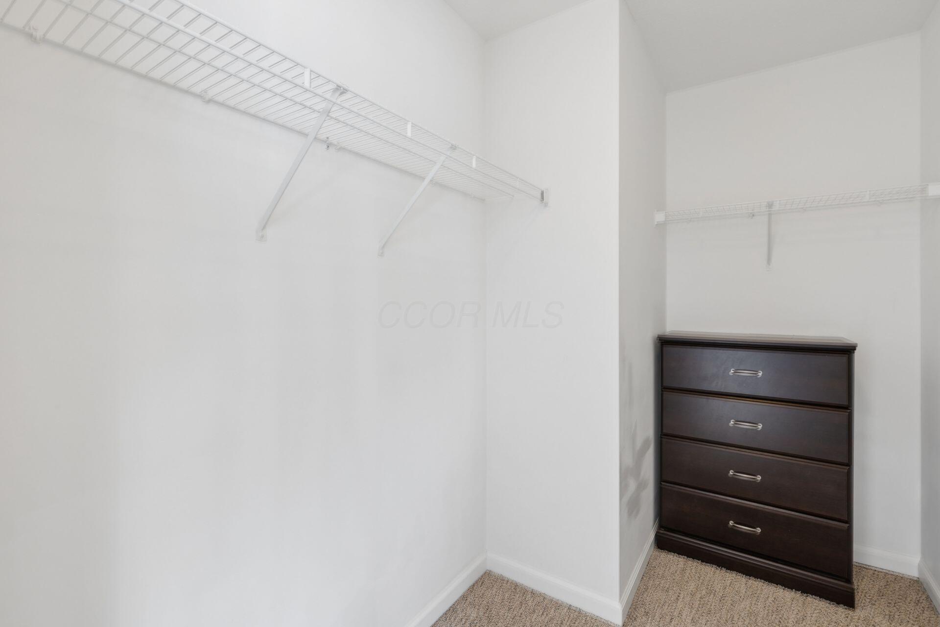 3234 Walkerview Drive Property Photo 40