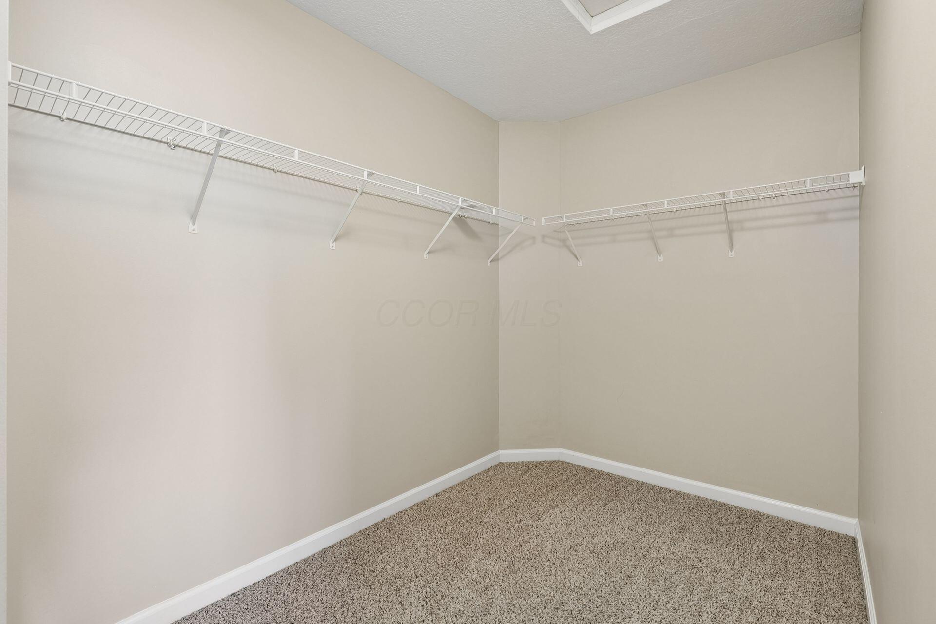 3234 Walkerview Drive Property Photo 48