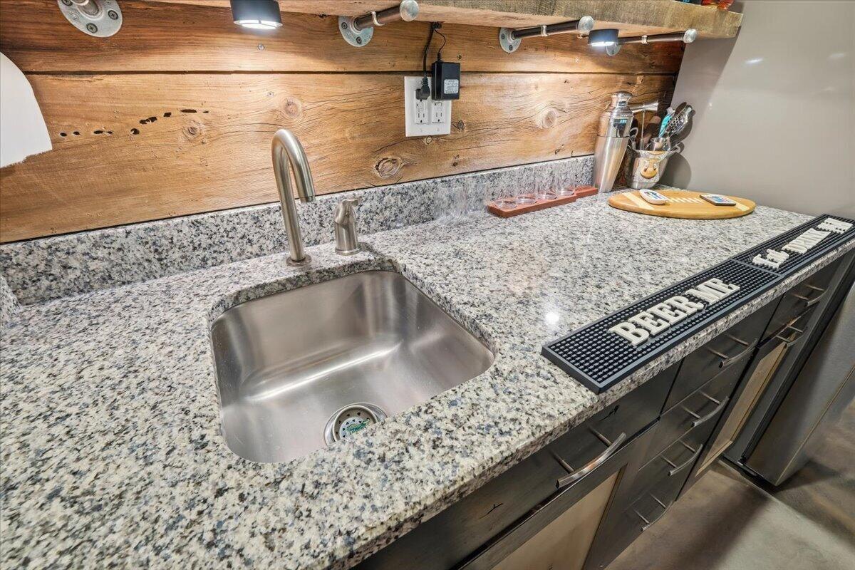 3315 Apple Valley Drive Property Photo 40