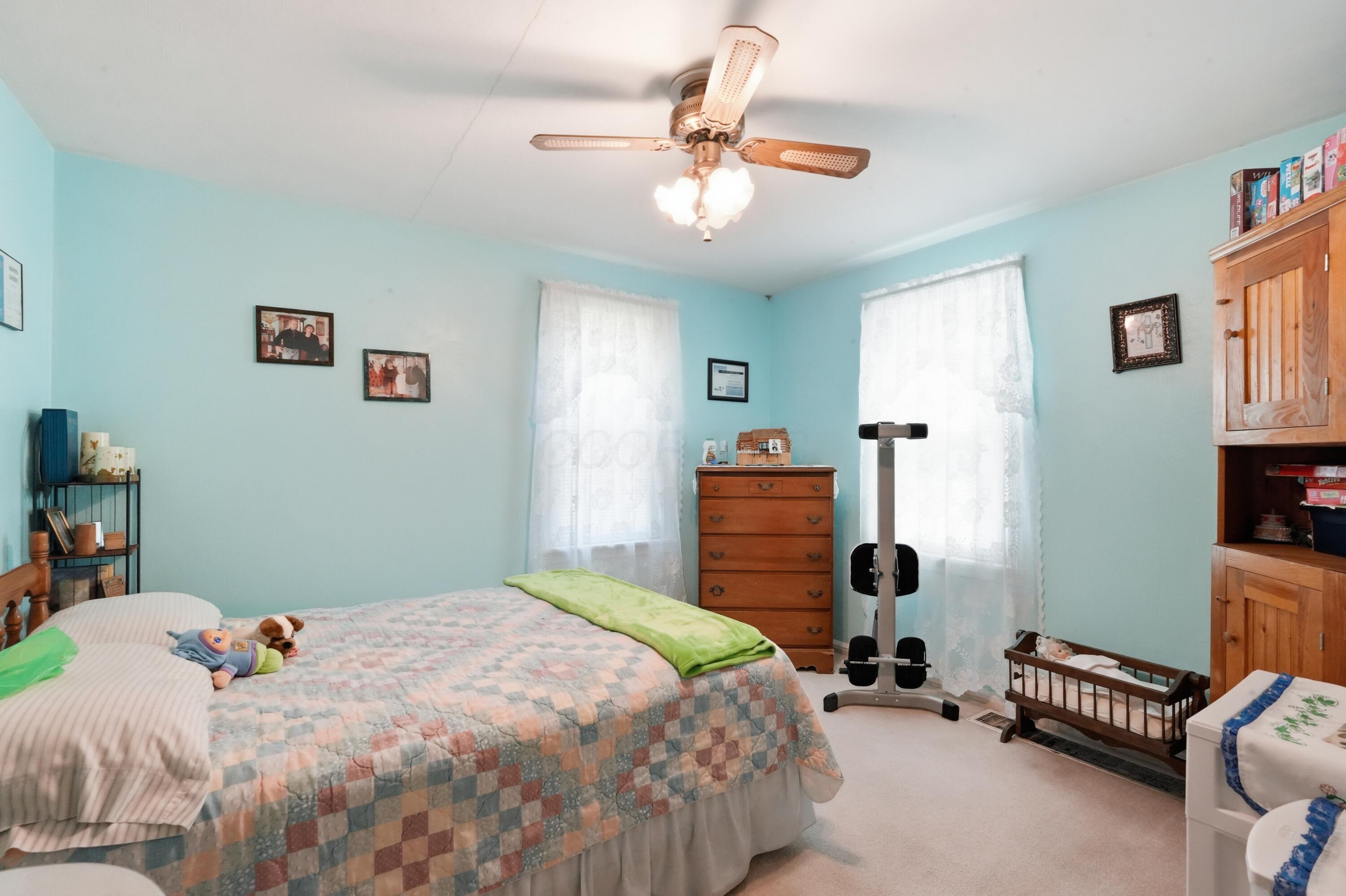 243 Lincoln Avenue Property Photo 6