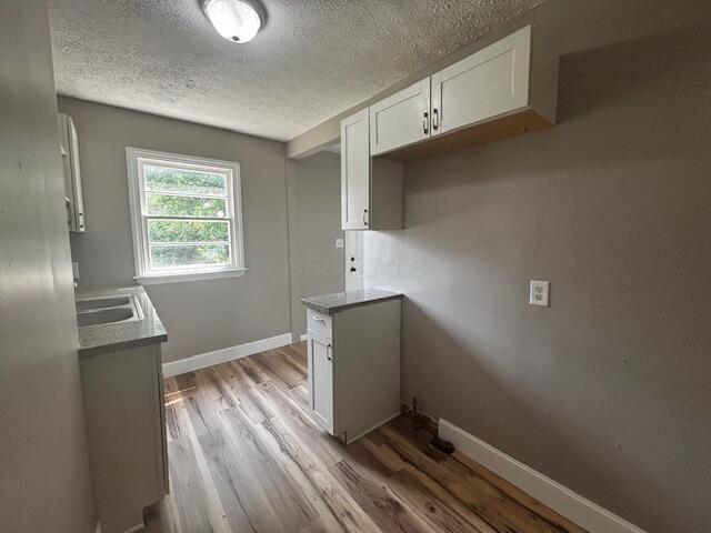 1335 E 25th Avenue Property Photo 3