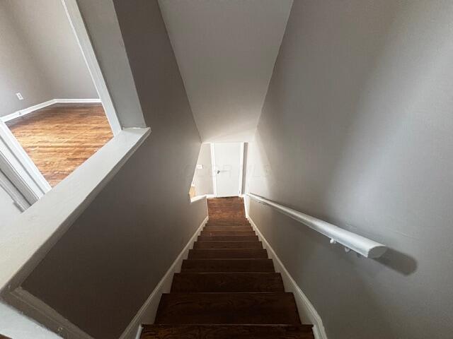 1335 E 25th Avenue Property Photo 6