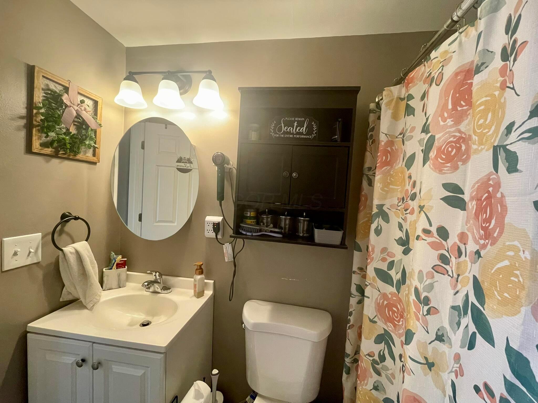 905 Wylie Lane Property Photo 35