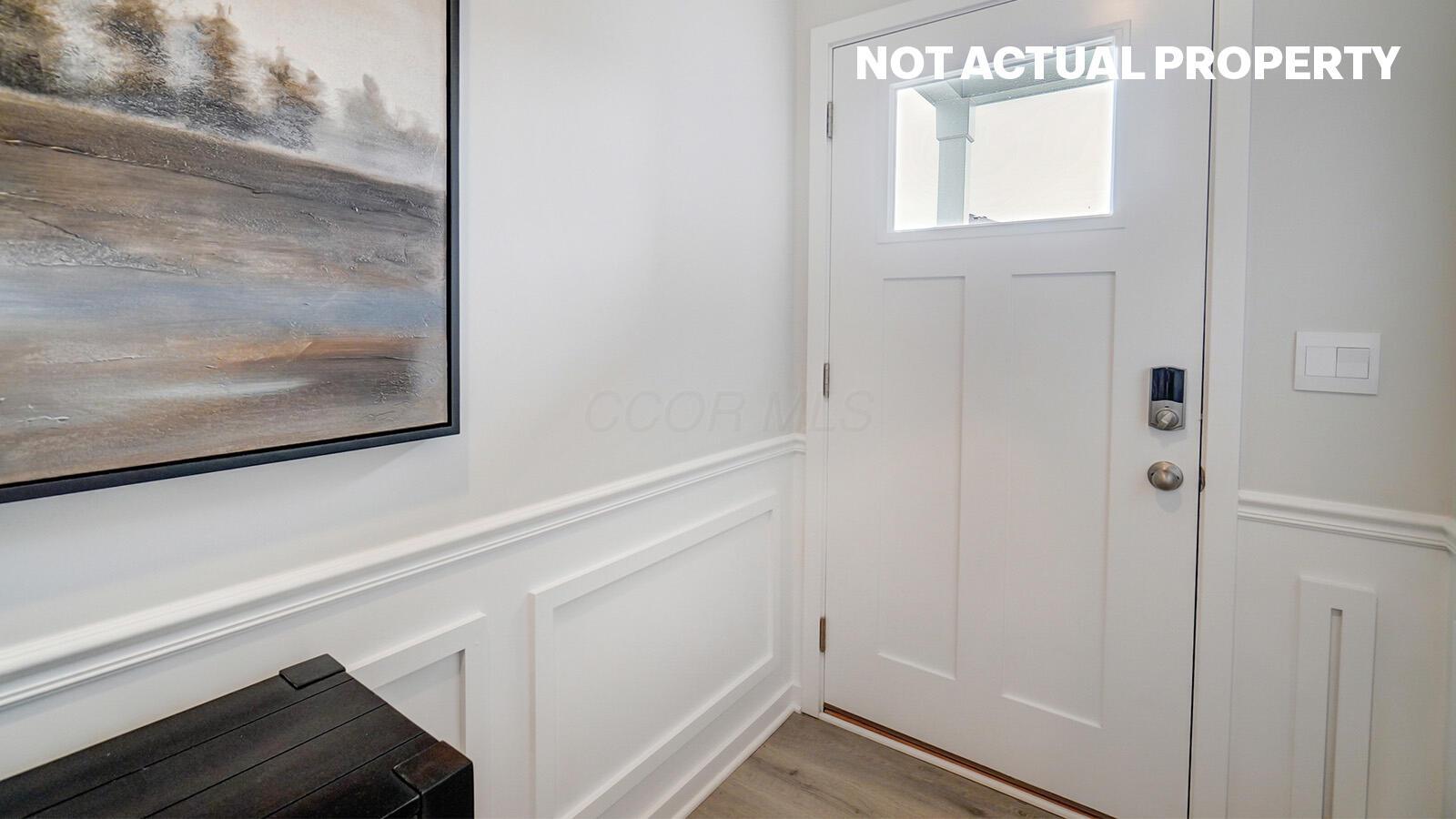1380 Marinelli Drive E Property Photo 4