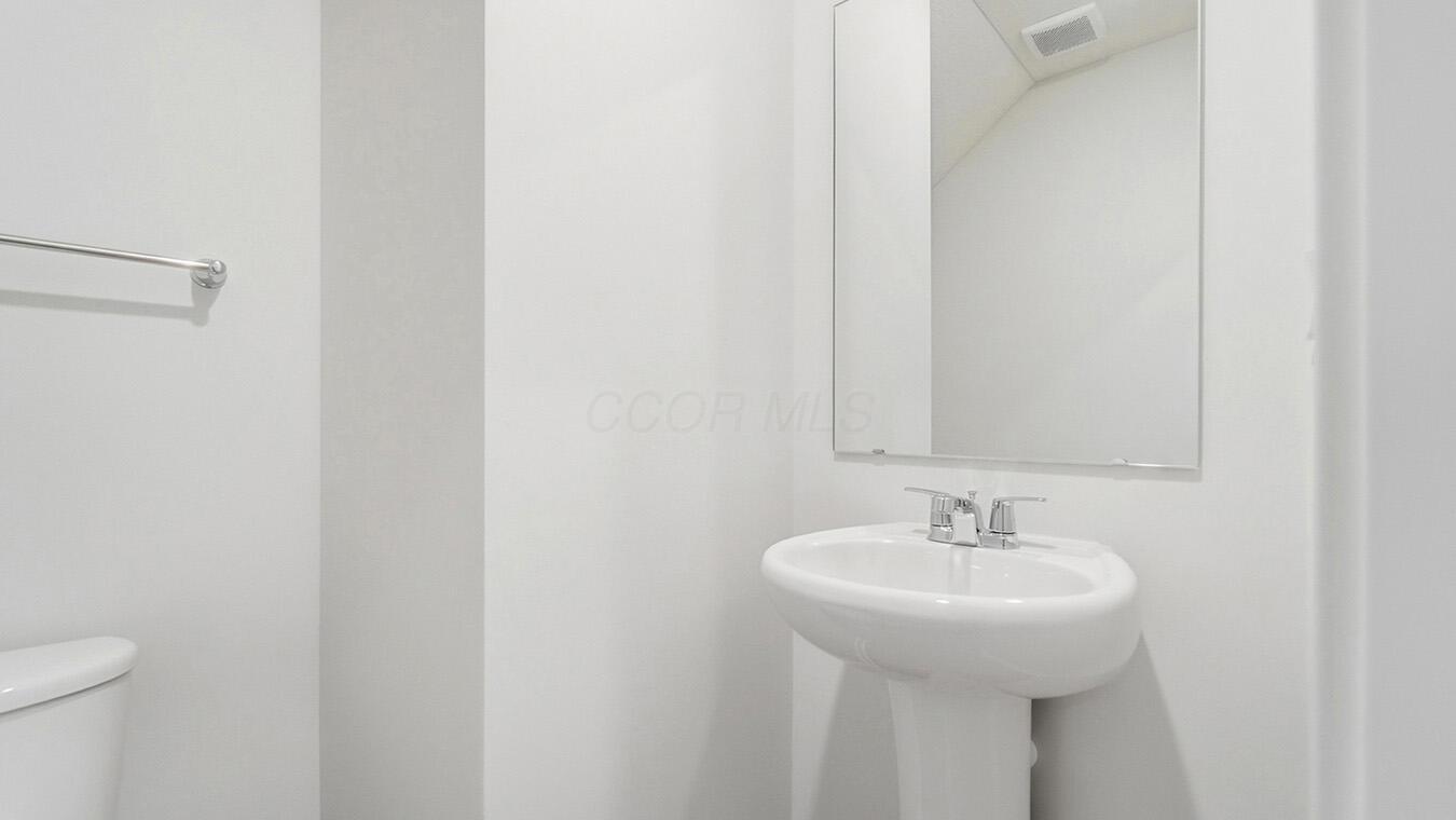 1380 Marinelli Drive E Property Photo 18