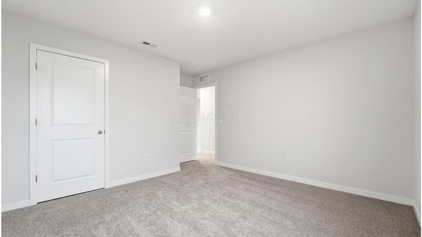 1380 Marinelli Drive E Property Photo 36