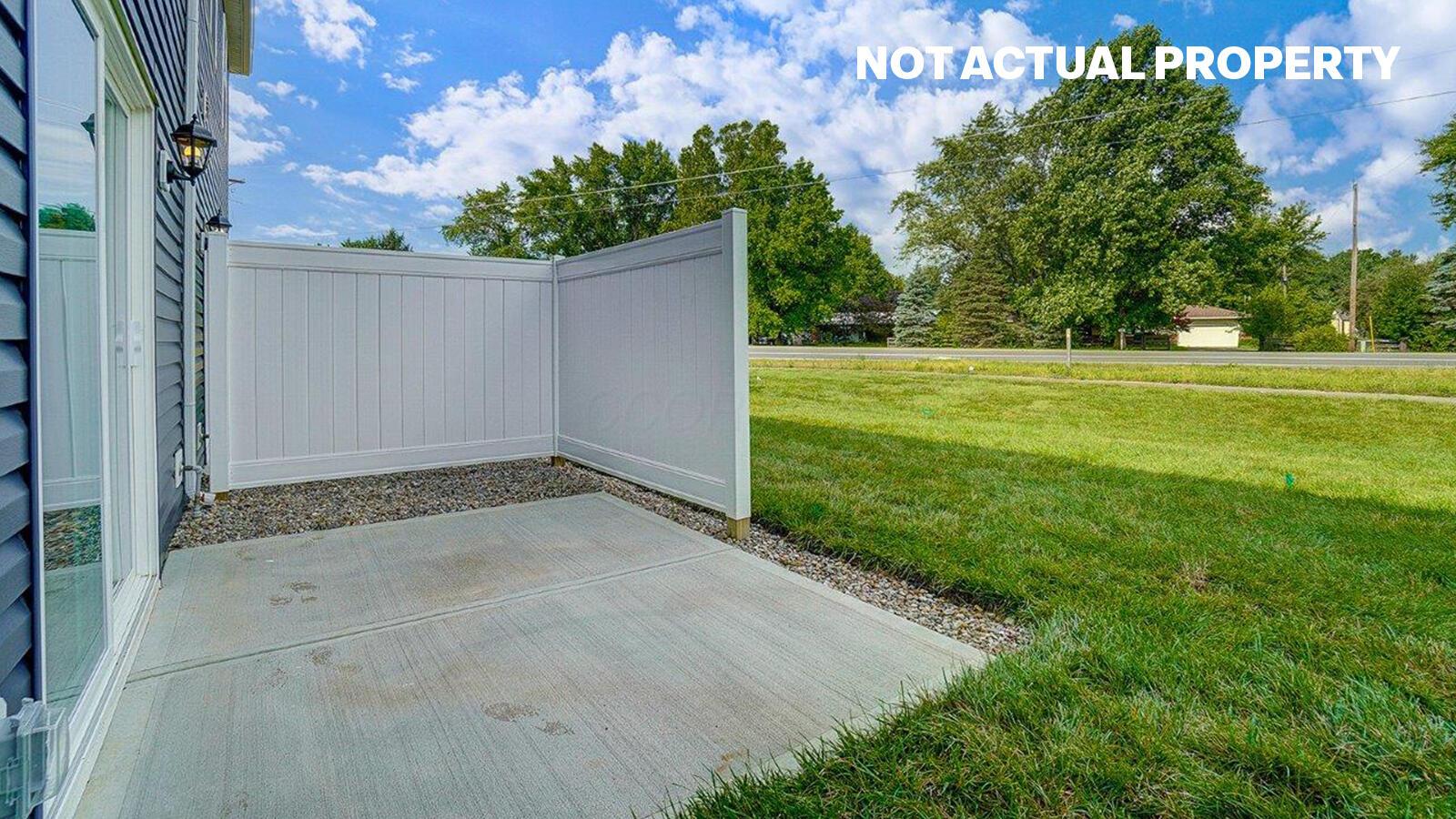 1380 Marinelli Drive E Property Photo 40