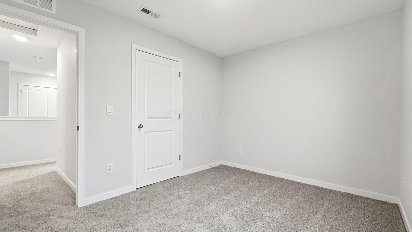 1380 Marinelli Drive E Property Photo 40