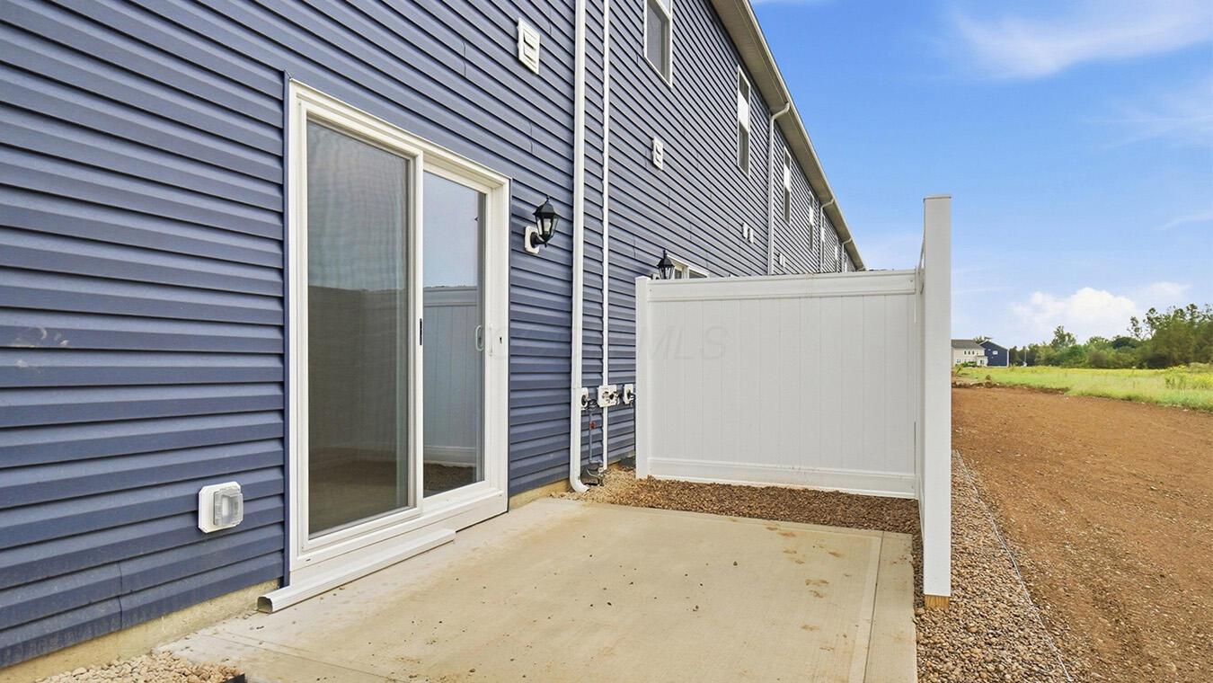 1380 Marinelli Drive E Property Photo 41